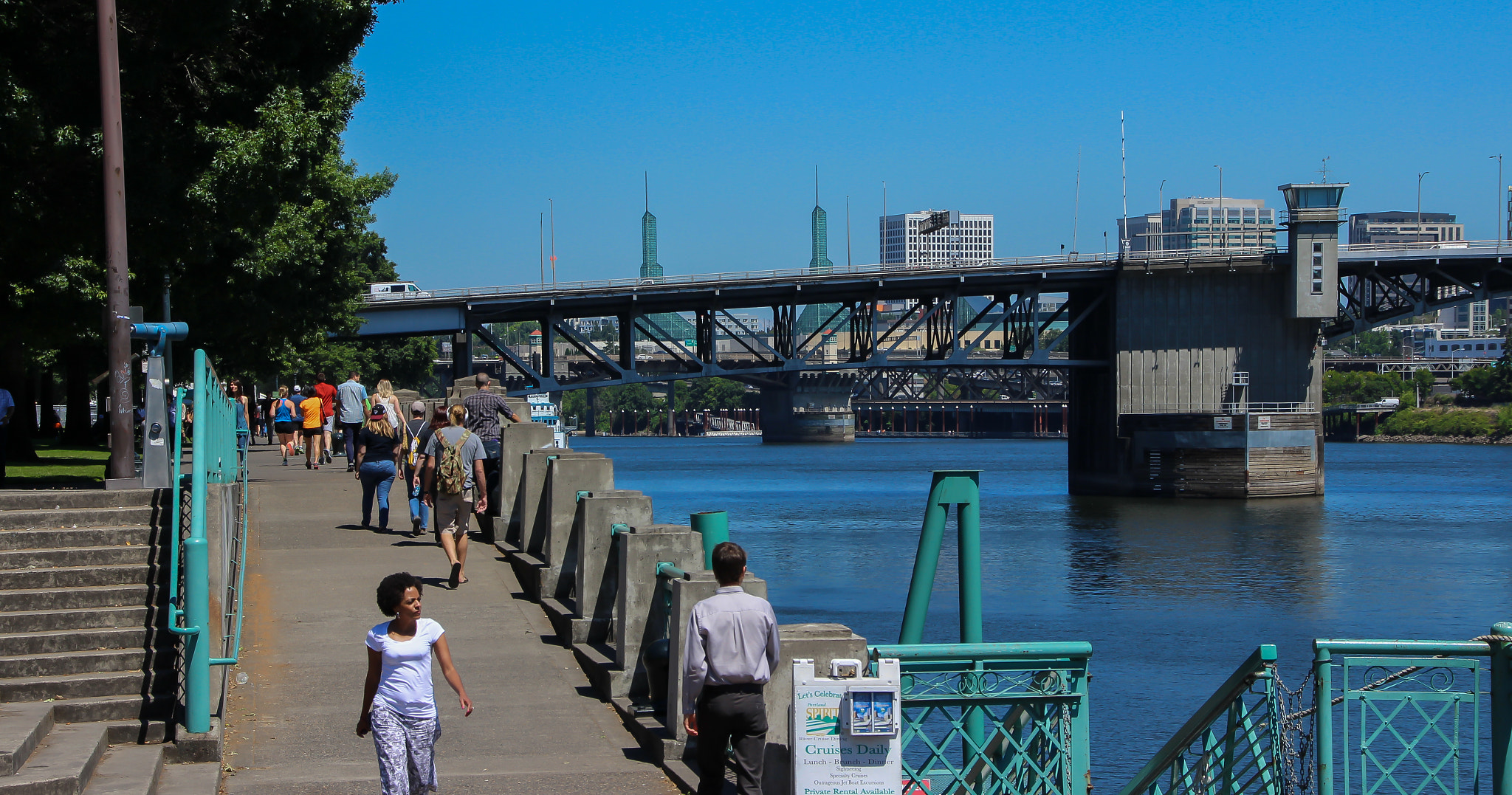 Sigma 18-250mm F3.5-6.3 DC OS HSM sample photo. Portland or photography