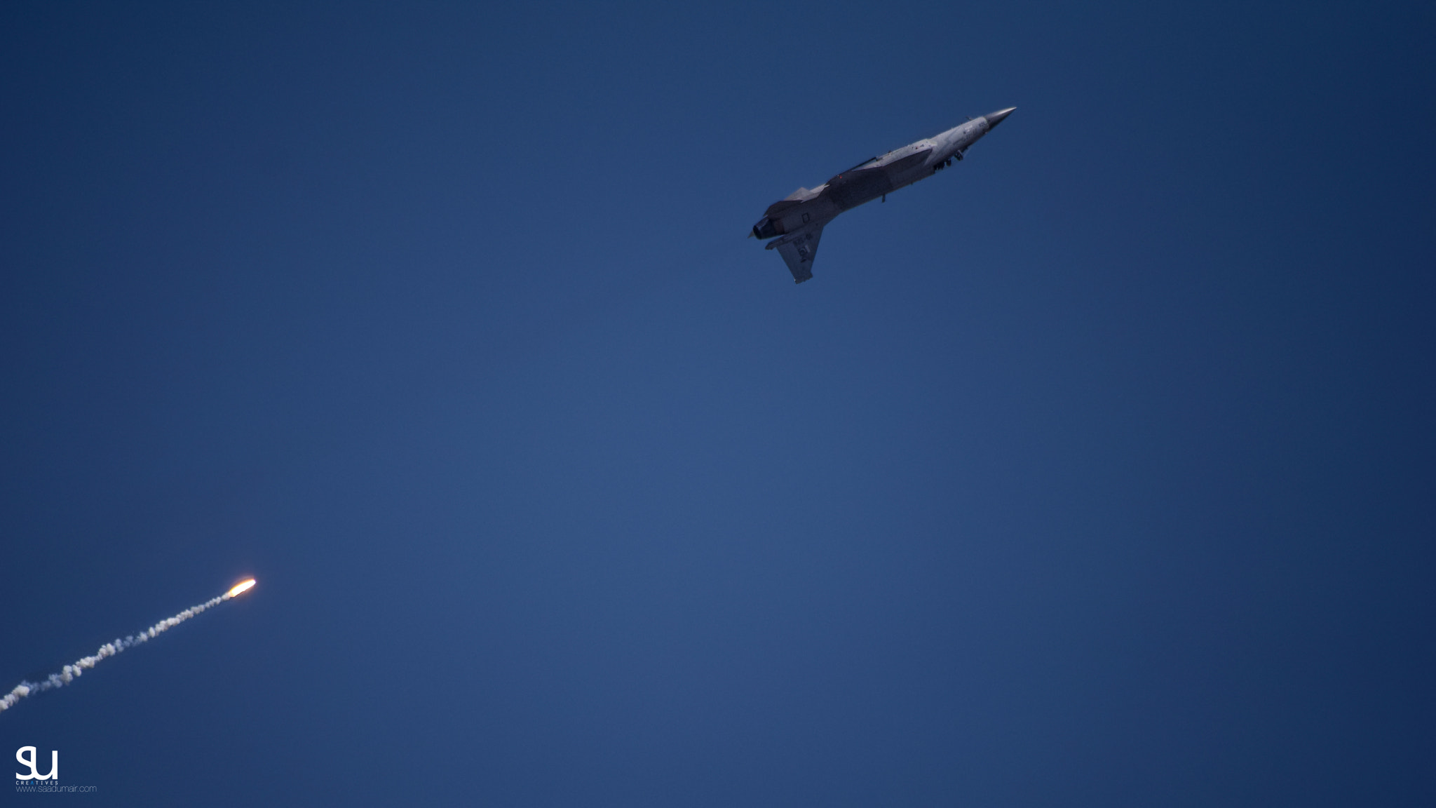Sigma 70-300mm F4-5.6 APO DG Macro sample photo. Air warrior photography