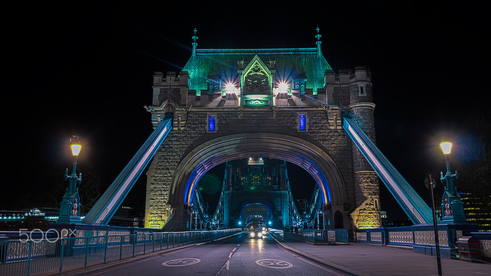 Panasonic Lumix DMC-GX85 (Lumix DMC-GX80 / Lumix DMC-GX7 Mark II) sample photo. London bridge ver photography