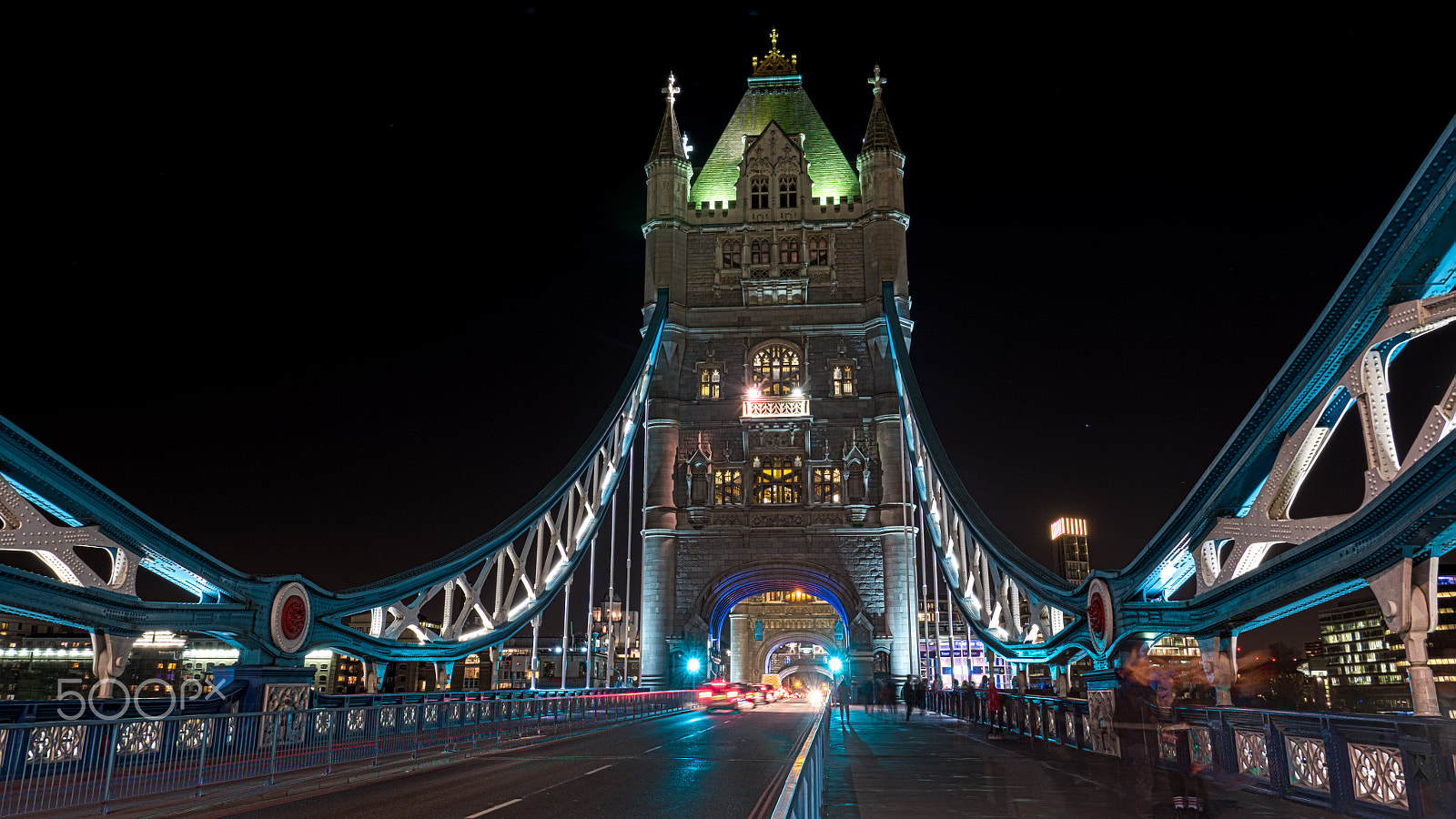 Panasonic Lumix DMC-GX85 (Lumix DMC-GX80 / Lumix DMC-GX7 Mark II) sample photo. London bridge photography