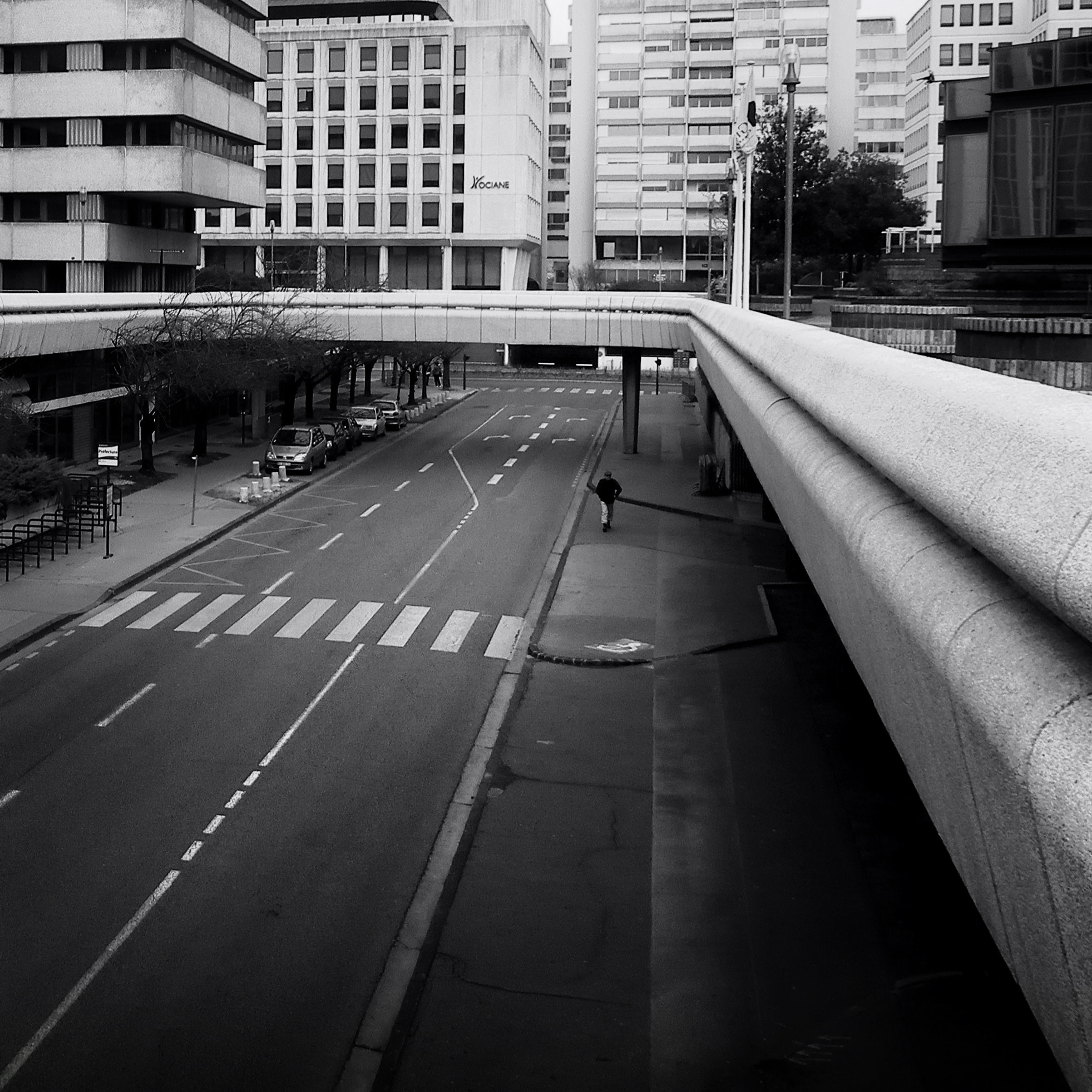 Pentax X90 sample photo. La foule des dimanches photography