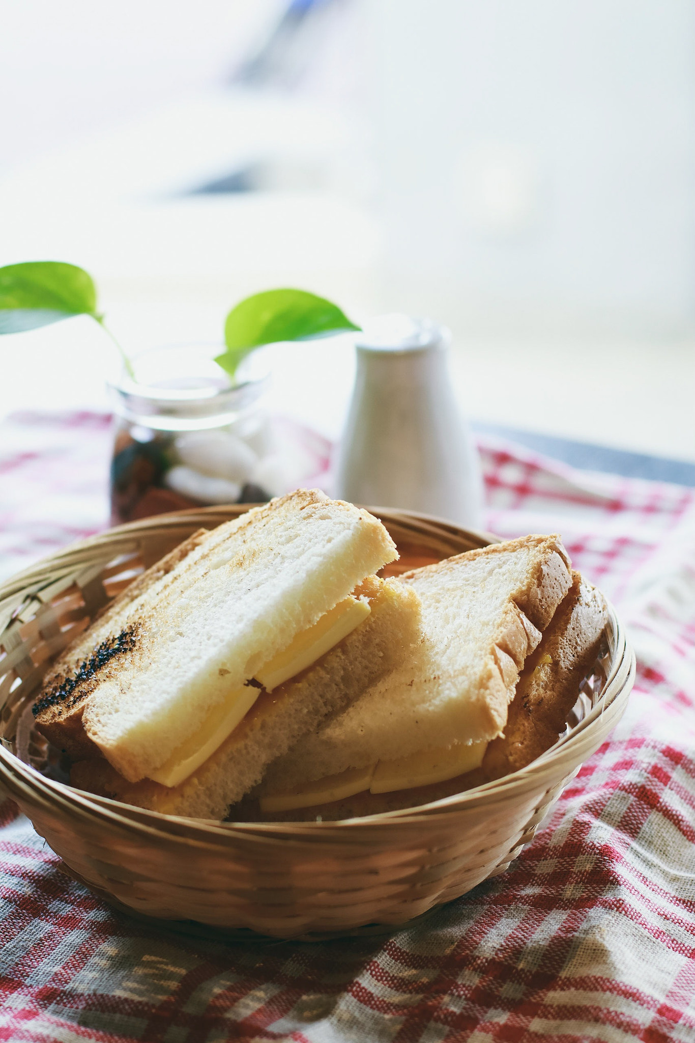 Canon EOS 80D + Canon EF 50mm F1.4 USM sample photo. Simple breakfast photography