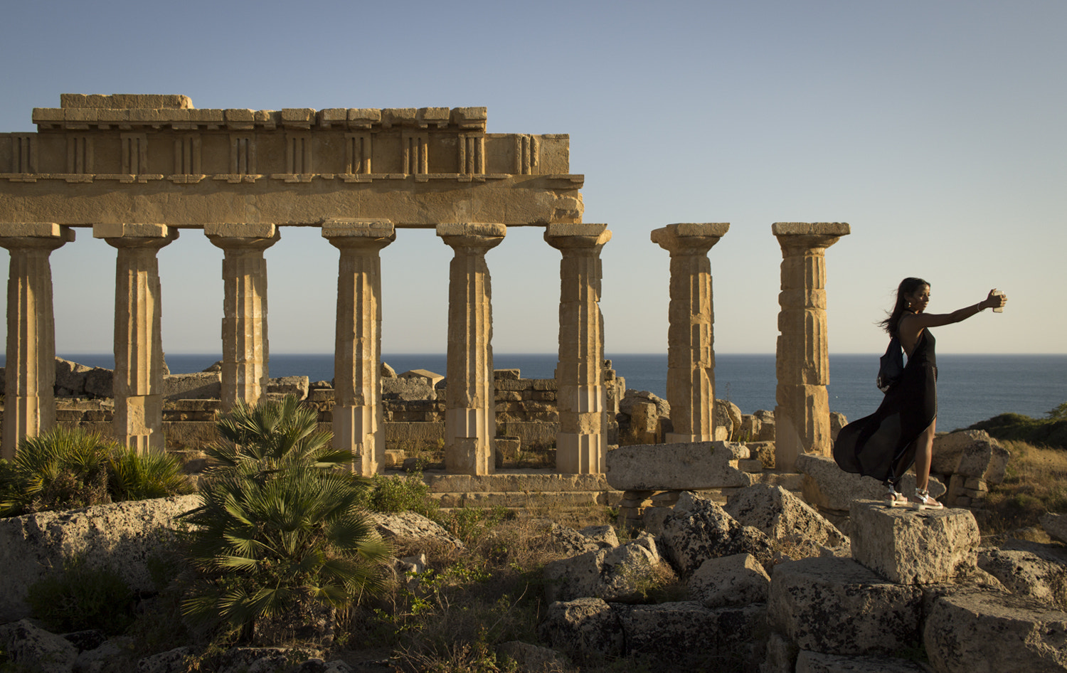 Canon EF-S 24mm F2.8 STM sample photo. Nike | selinunte, sicily photography