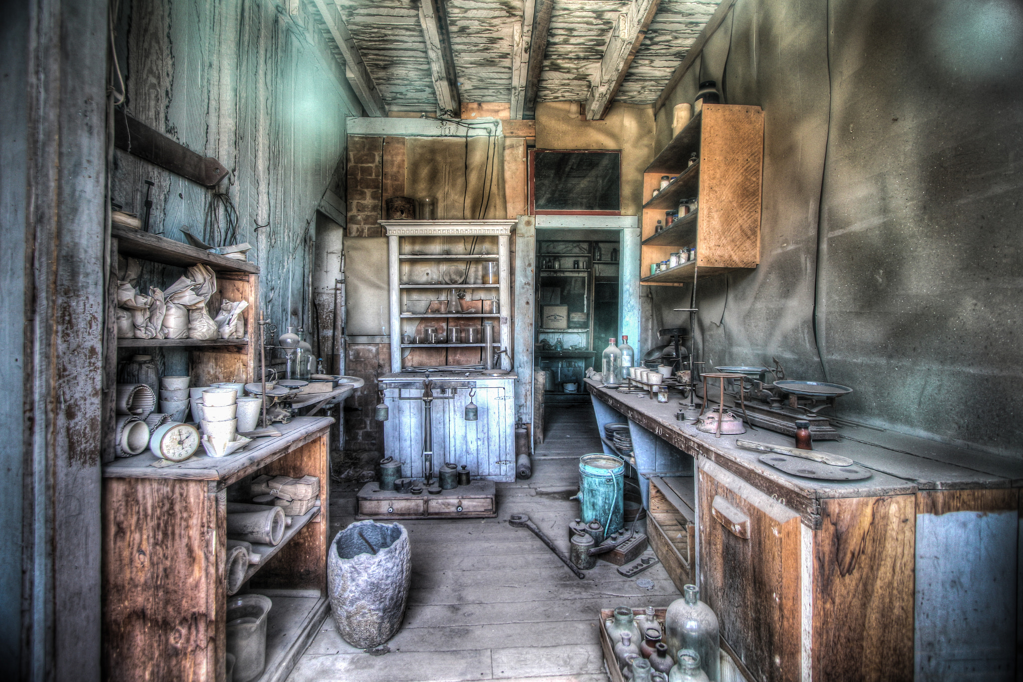 Canon EF-S 10-22mm F3.5-4.5 USM sample photo. Abandoned town of bodie photography