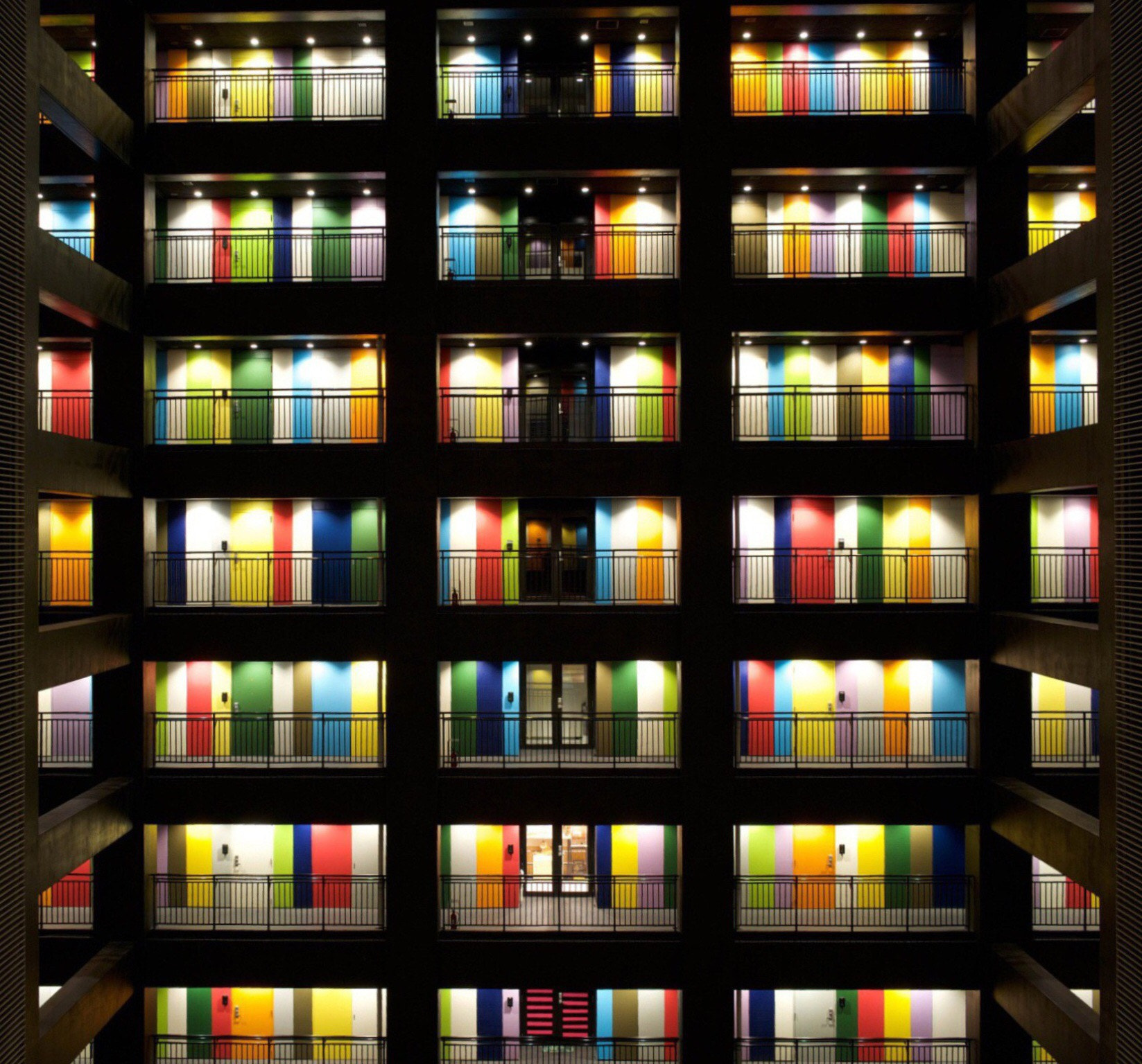 Summilux-M 1:1.4/28 ASPH. sample photo. Colour my world photography