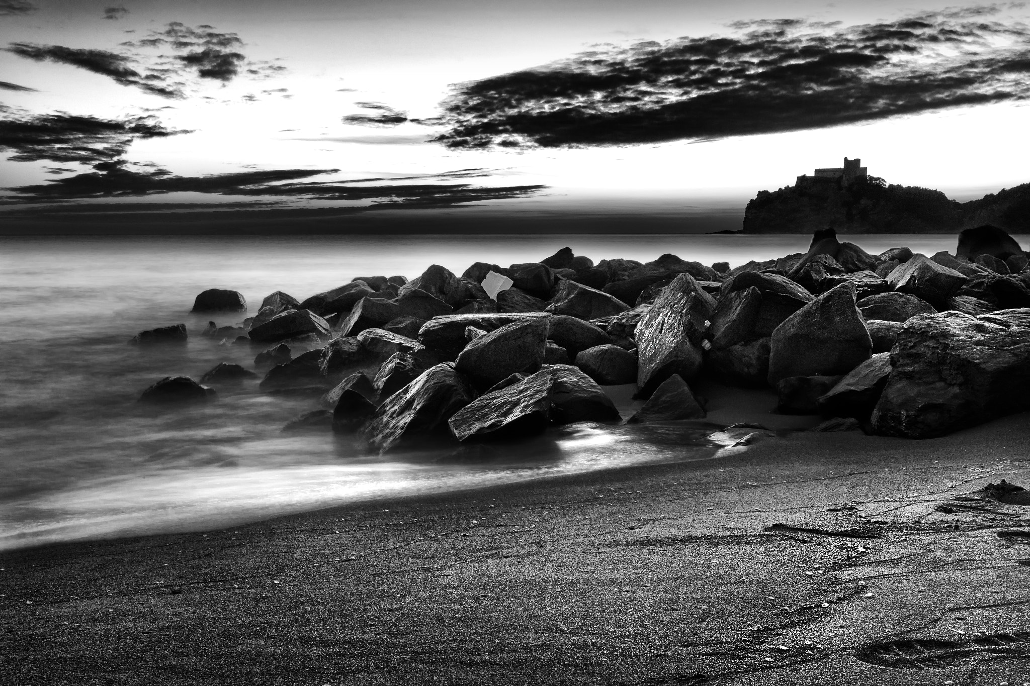 Canon EF-S 24mm F2.8 STM sample photo. Tuscany, italy. photography