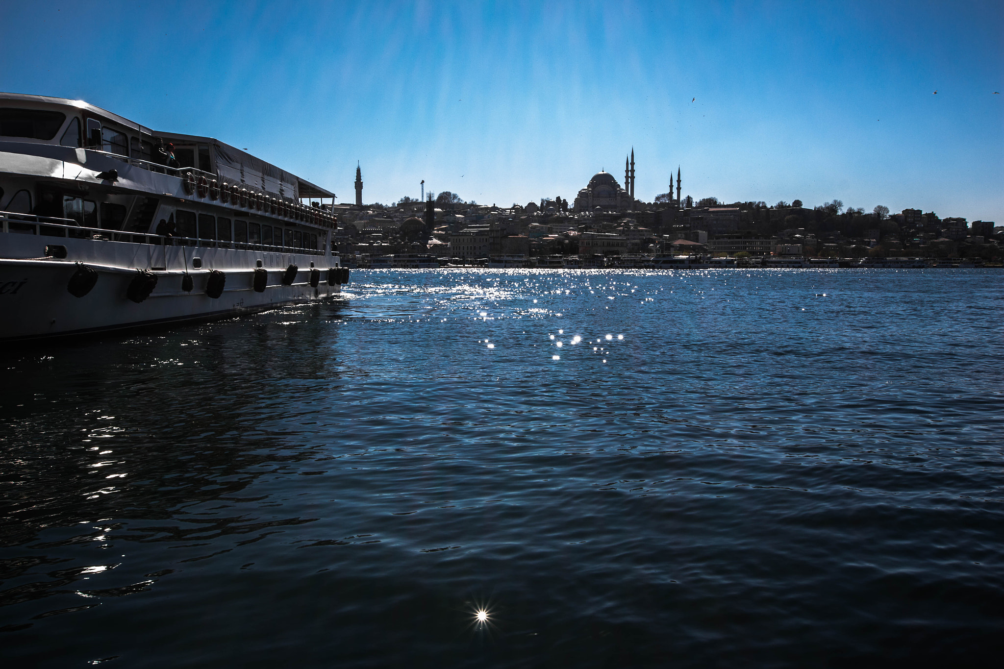 Canon EOS 650D (EOS Rebel T4i / EOS Kiss X6i) + Sigma 10-20mm F3.5 EX DC HSM sample photo. Süleymaniye mosque photography