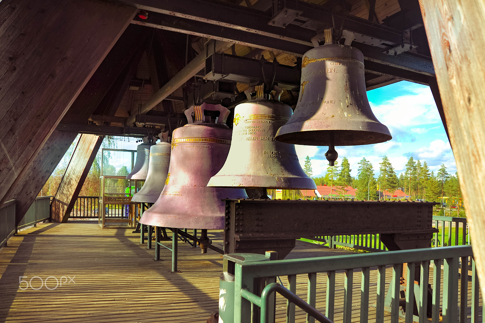 Nikon AF Nikkor 24-85mm F2.8-4D IF sample photo. Vaskikello bells 13 photography