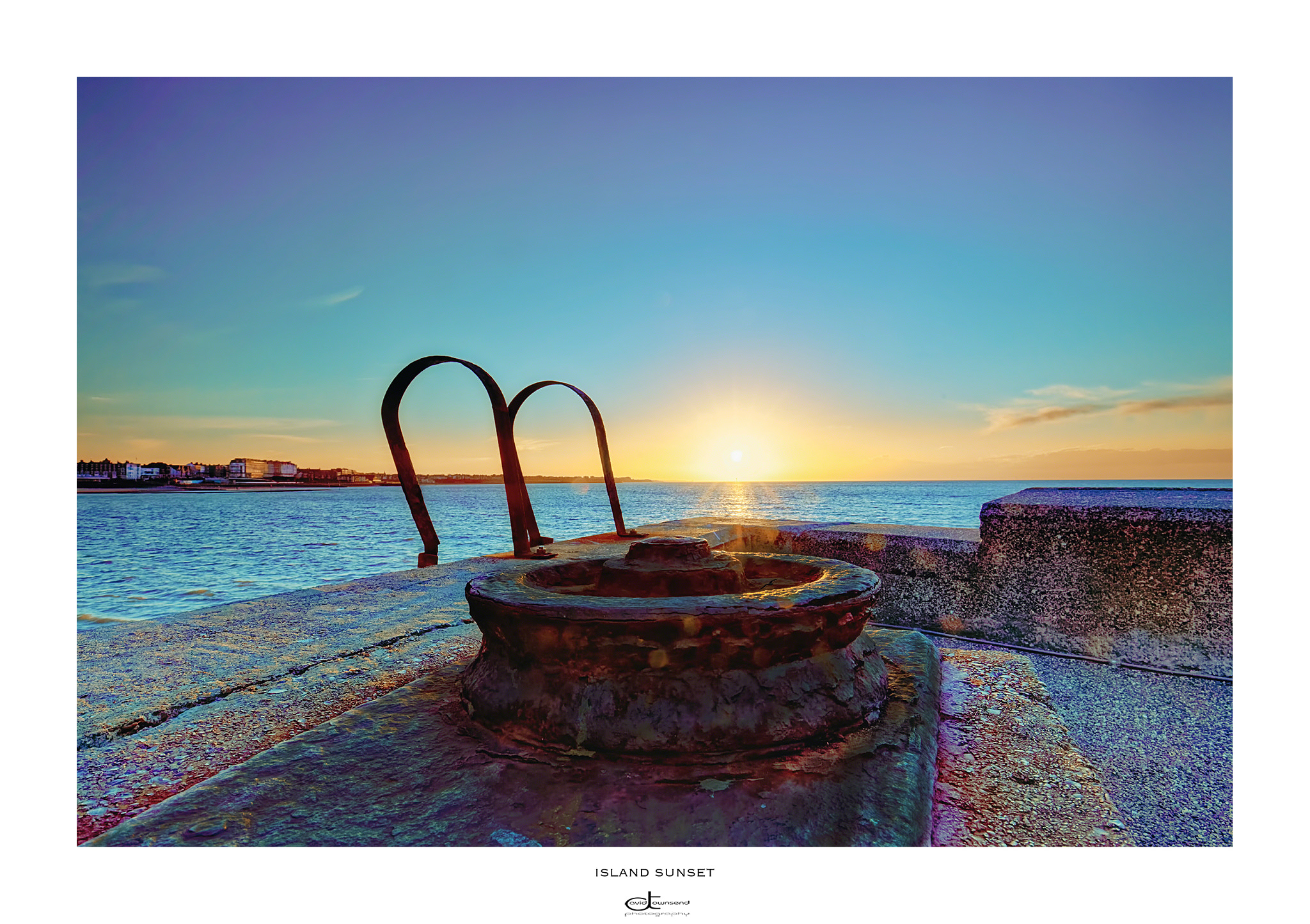 Canon EF 16-35mm F4L IS USM sample photo. Island sunset  photography
