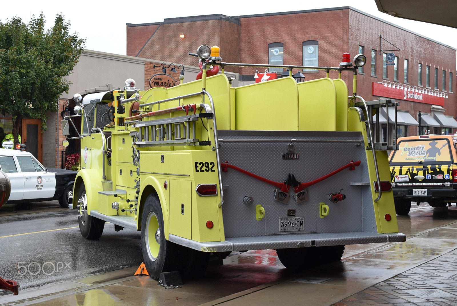 Nikon AF-S DX Micro Nikkor 40mm F2.8 sample photo. Fire vehicles photography