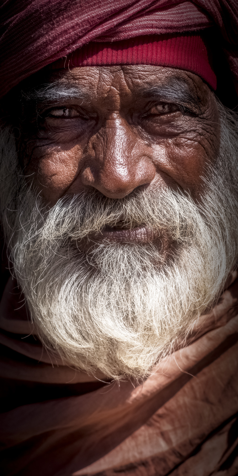 Nikon D810 sample photo. Begging near the fort photography