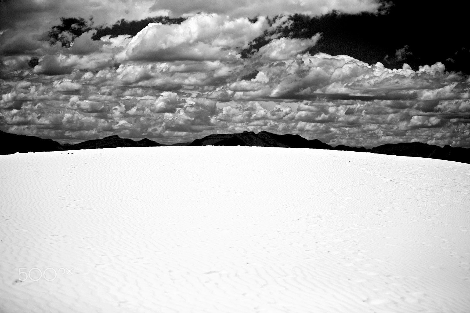 Canon EF 70-200mm F2.8L USM sample photo. Cloudy skies over white sands photography