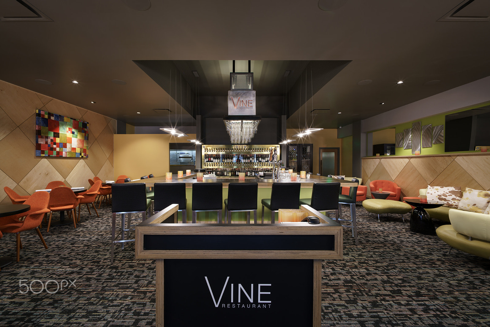 Voigtlander SUPER WIDE-HELIAR 15mm F4.5 III sample photo. Vine restaurant and bar photography