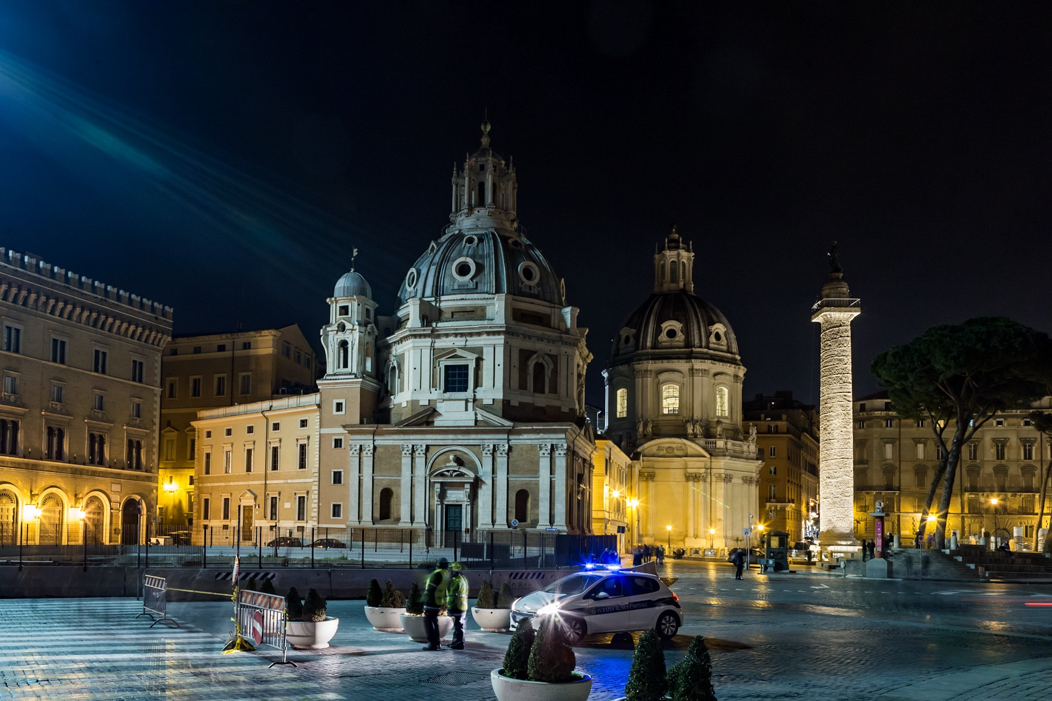 Canon EOS-1D X sample photo. Rome night photography