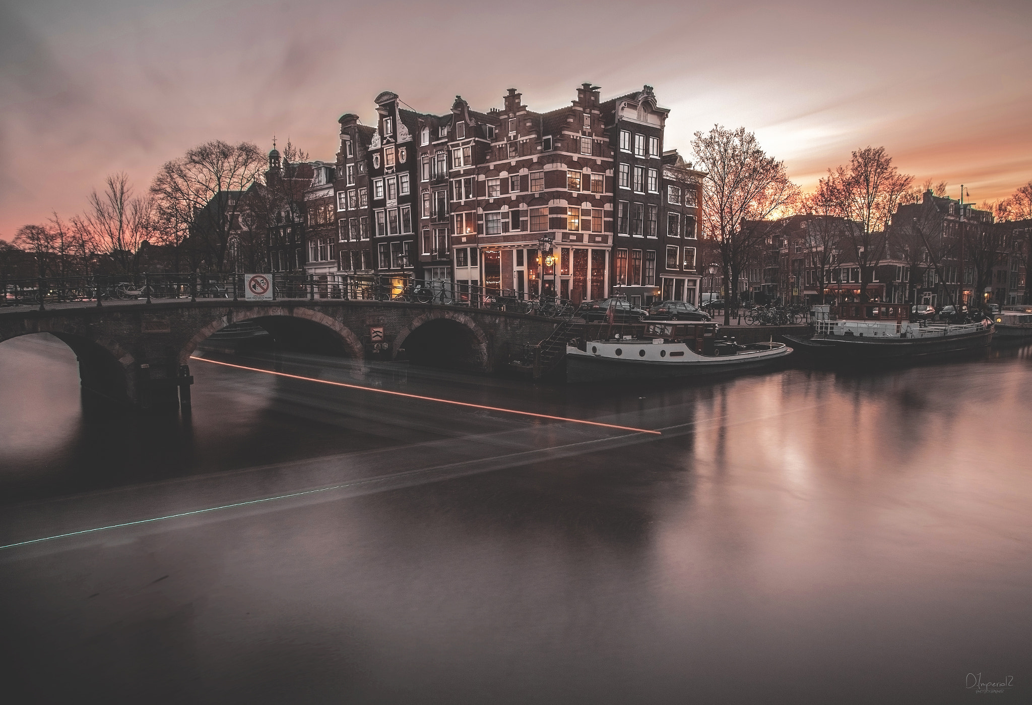 Canon EOS 5D Mark II + Sigma 20mm EX f/1.8 sample photo. Amsterdam sunset photography