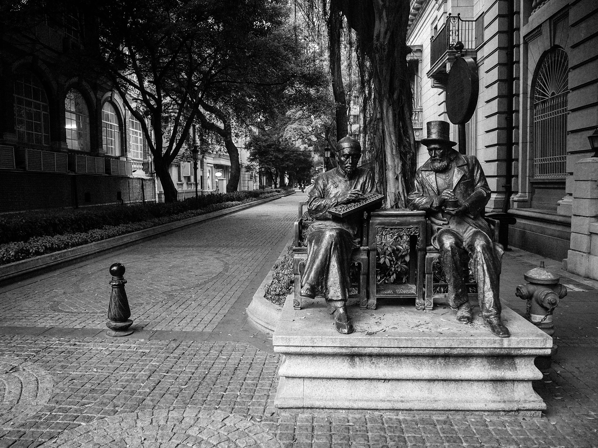 Olympus PEN E-PL1 sample photo. Gentlemen photography