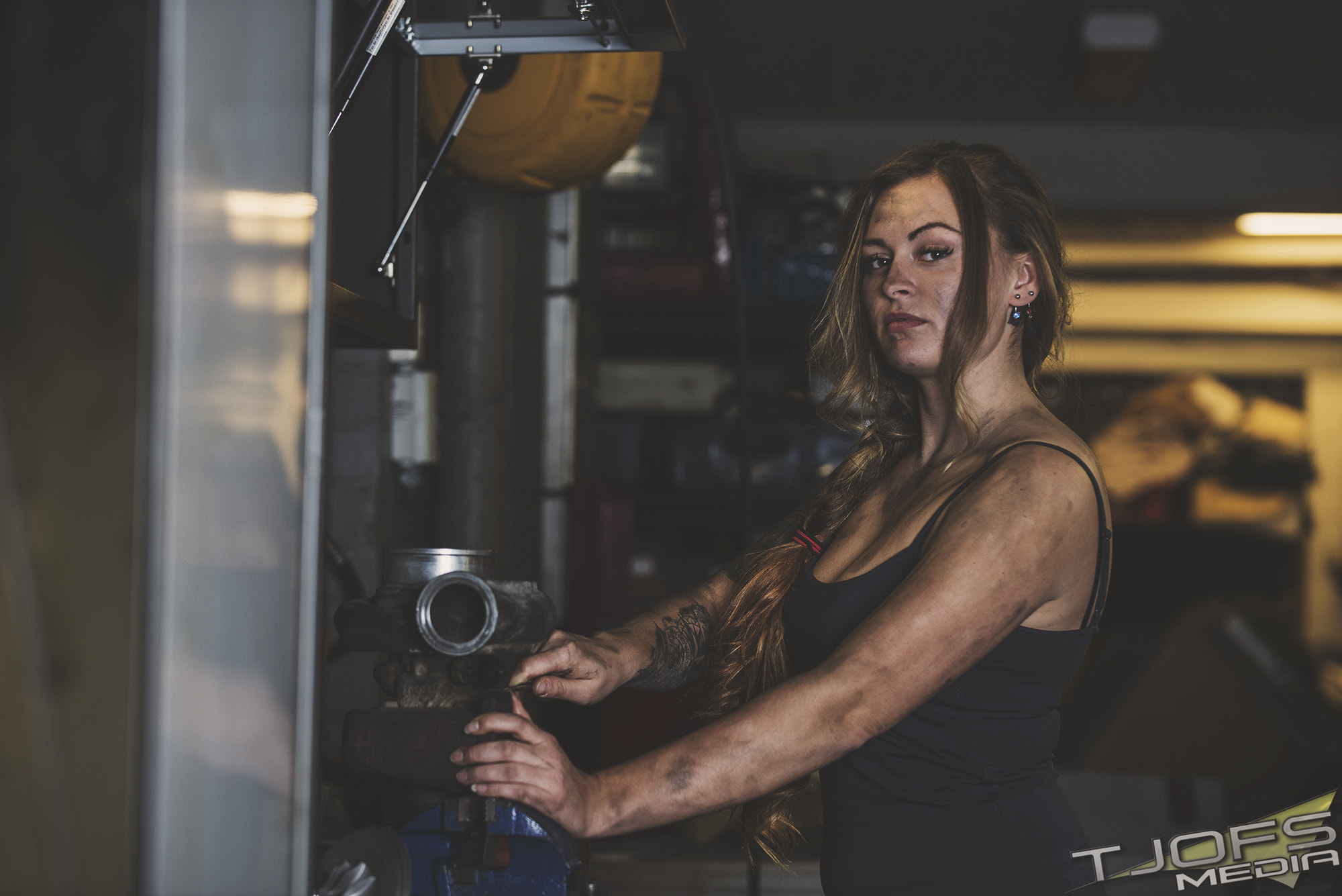 Nikon D800 sample photo. Linda the mechanic photography