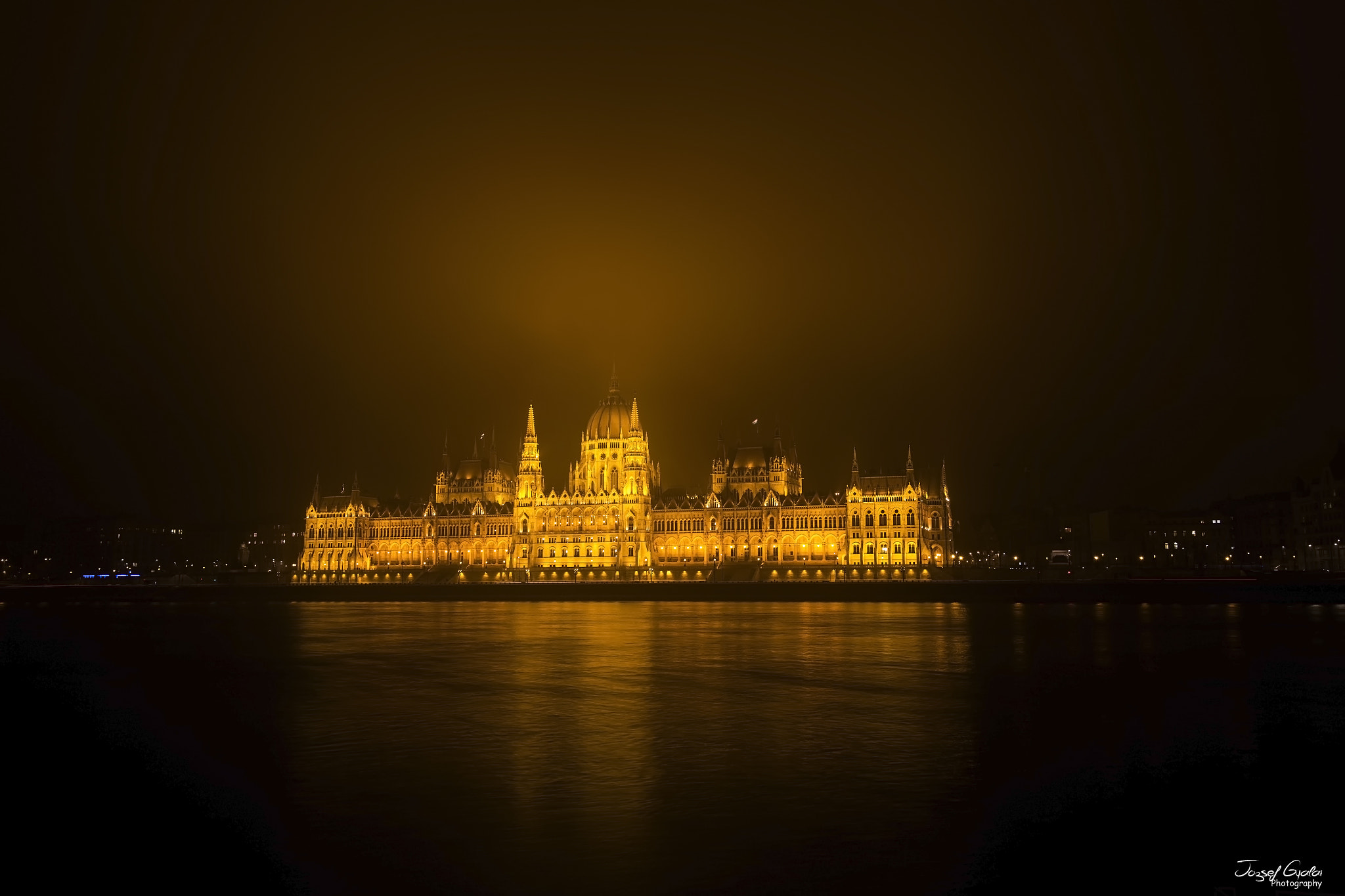 Canon EOS 6D + Canon EF 300mm f/2.8L sample photo. Budapest, house of parliament photography
