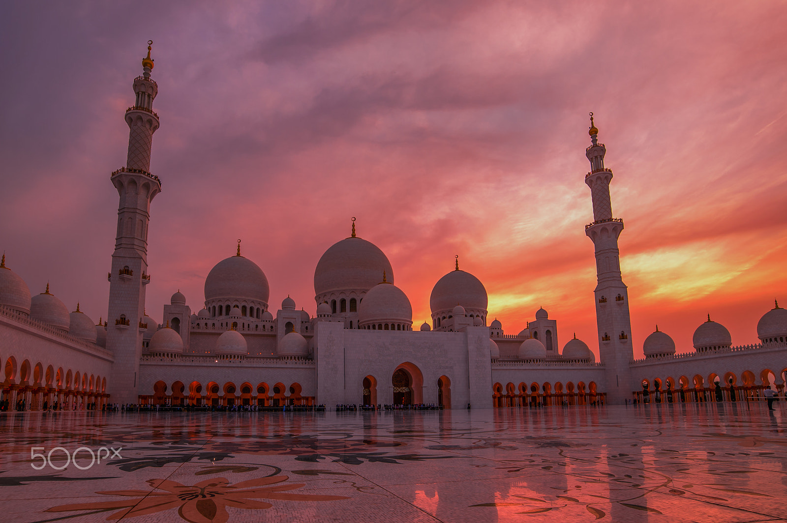 Samyang 14mm F2.8 ED AS IF UMC sample photo. Sunset over grand mosque photography