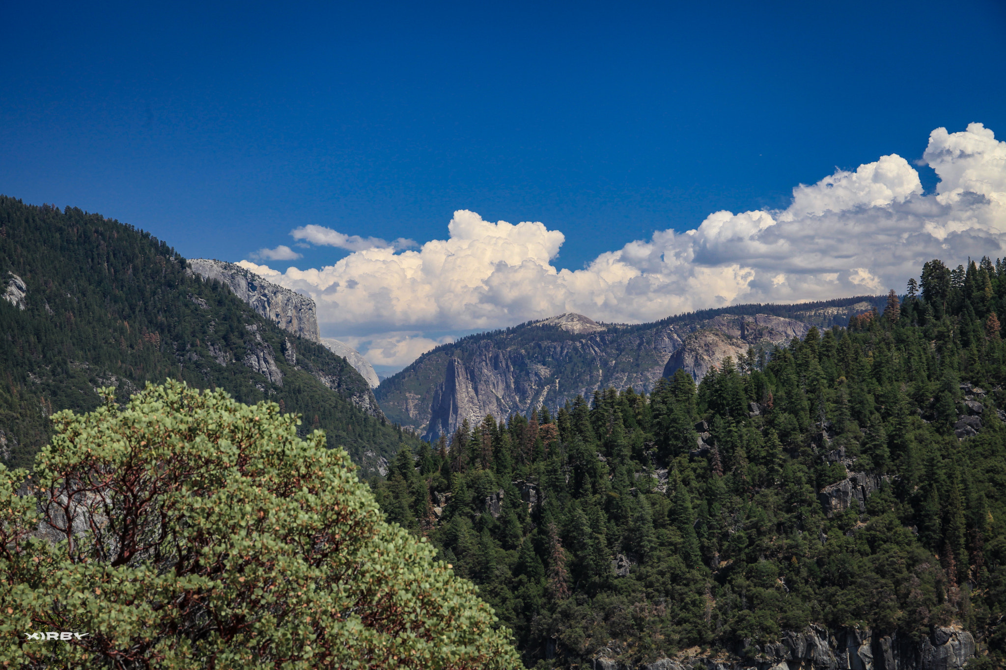 Canon EF 24-70mm F4L IS USM sample photo. Down the valley photography