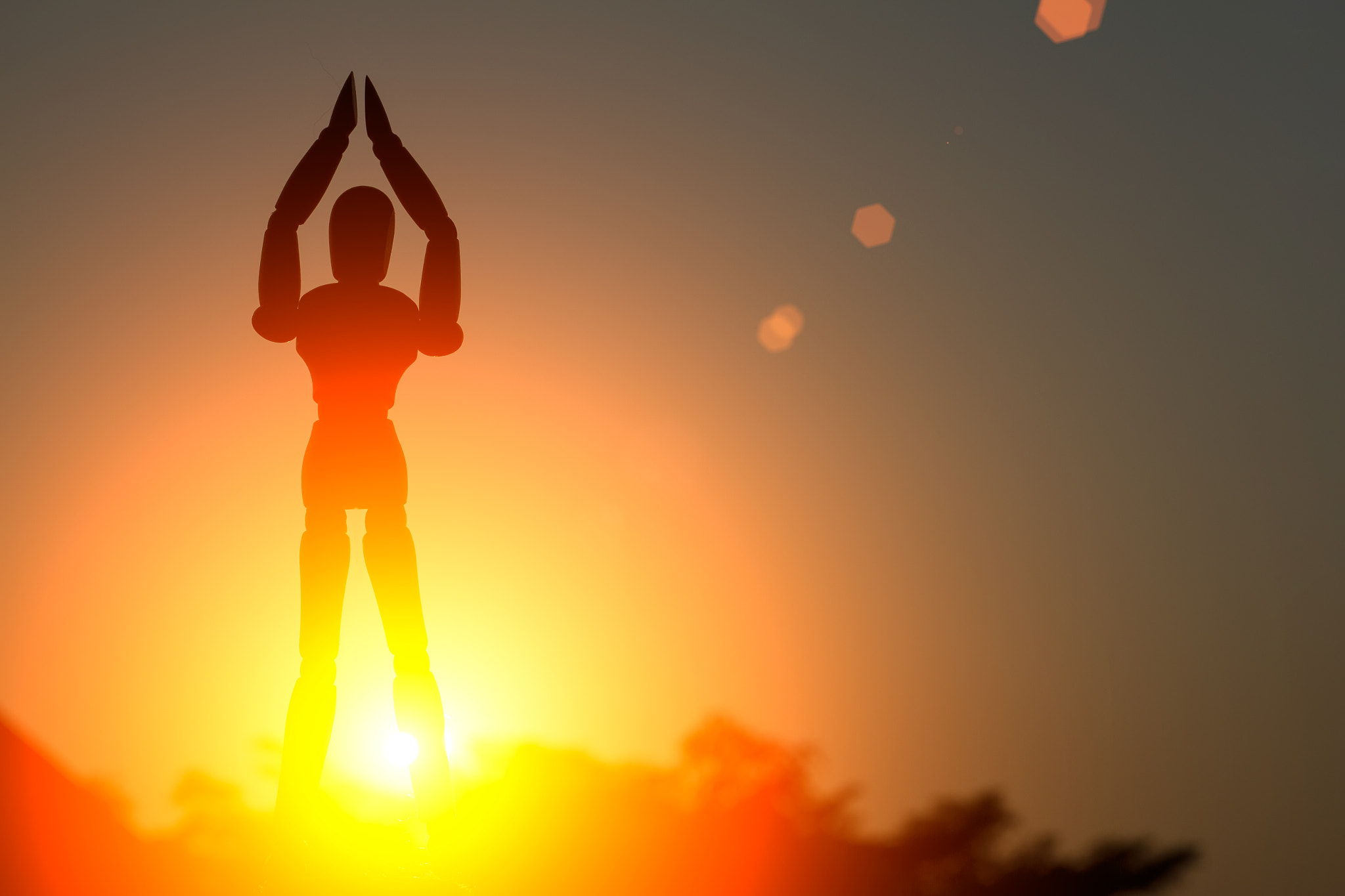 Canon EOS 7D + Canon EF 50mm F1.8 STM sample photo. Wood robot in morning sun yoga photography