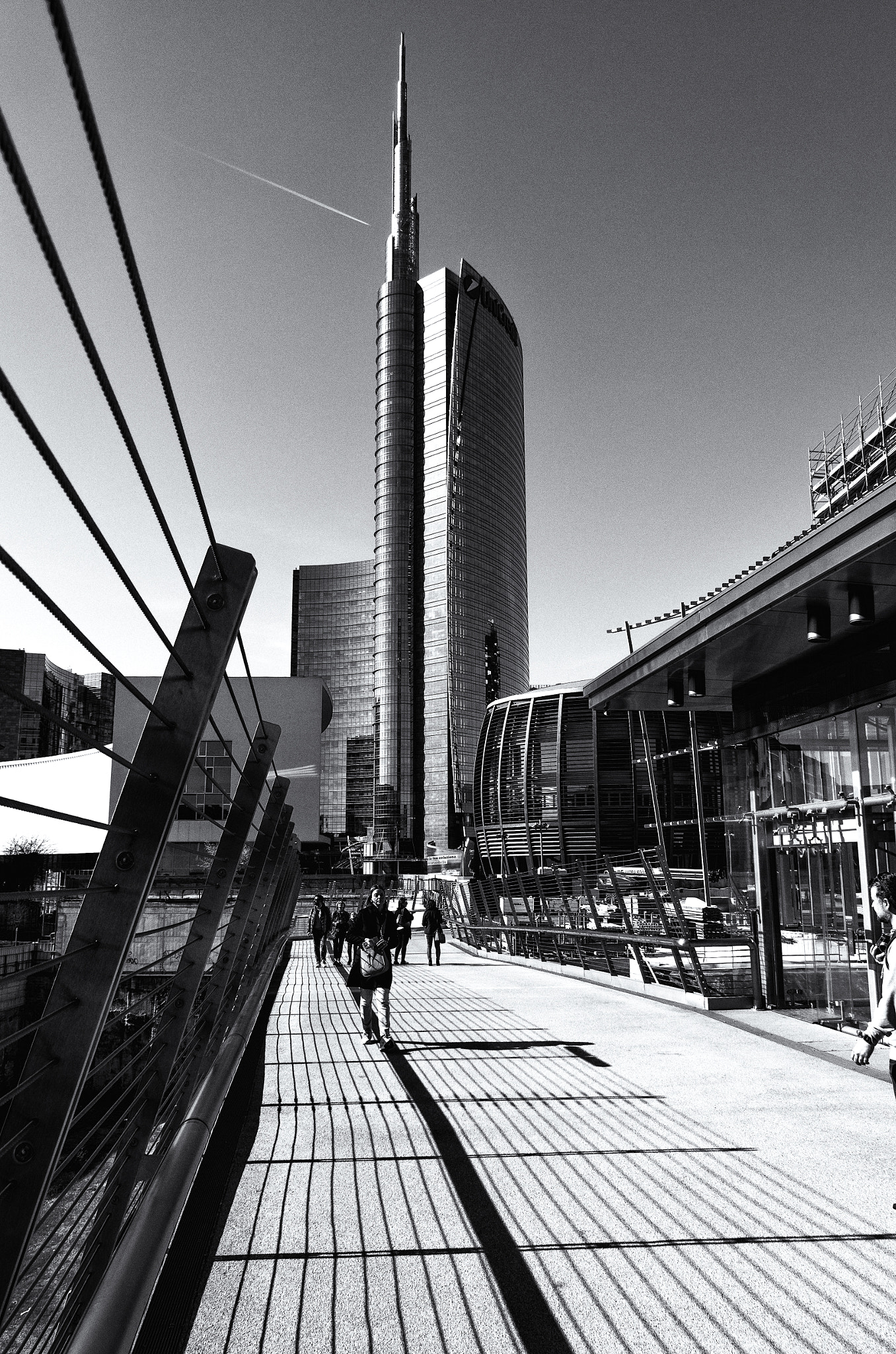 Pentax K-5 IIs + Pentax smc DA 17-70mm F4.0 AL (IF) SDM sample photo. Torre unicredit - milan photography