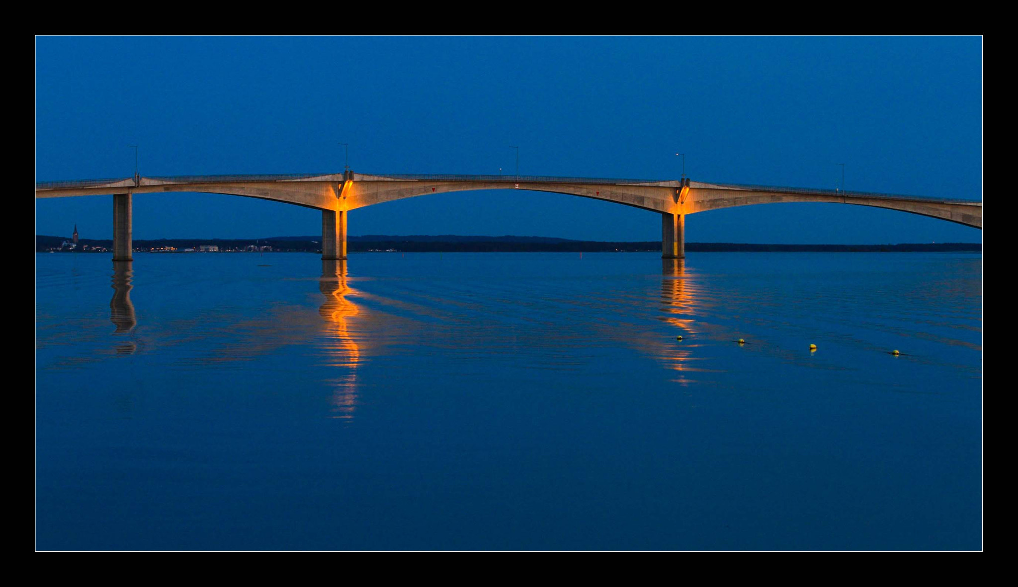 Canon EF 70-200mm F2.8L IS II USM sample photo. Brücke zur insel torsö im vänern (schweden). photography