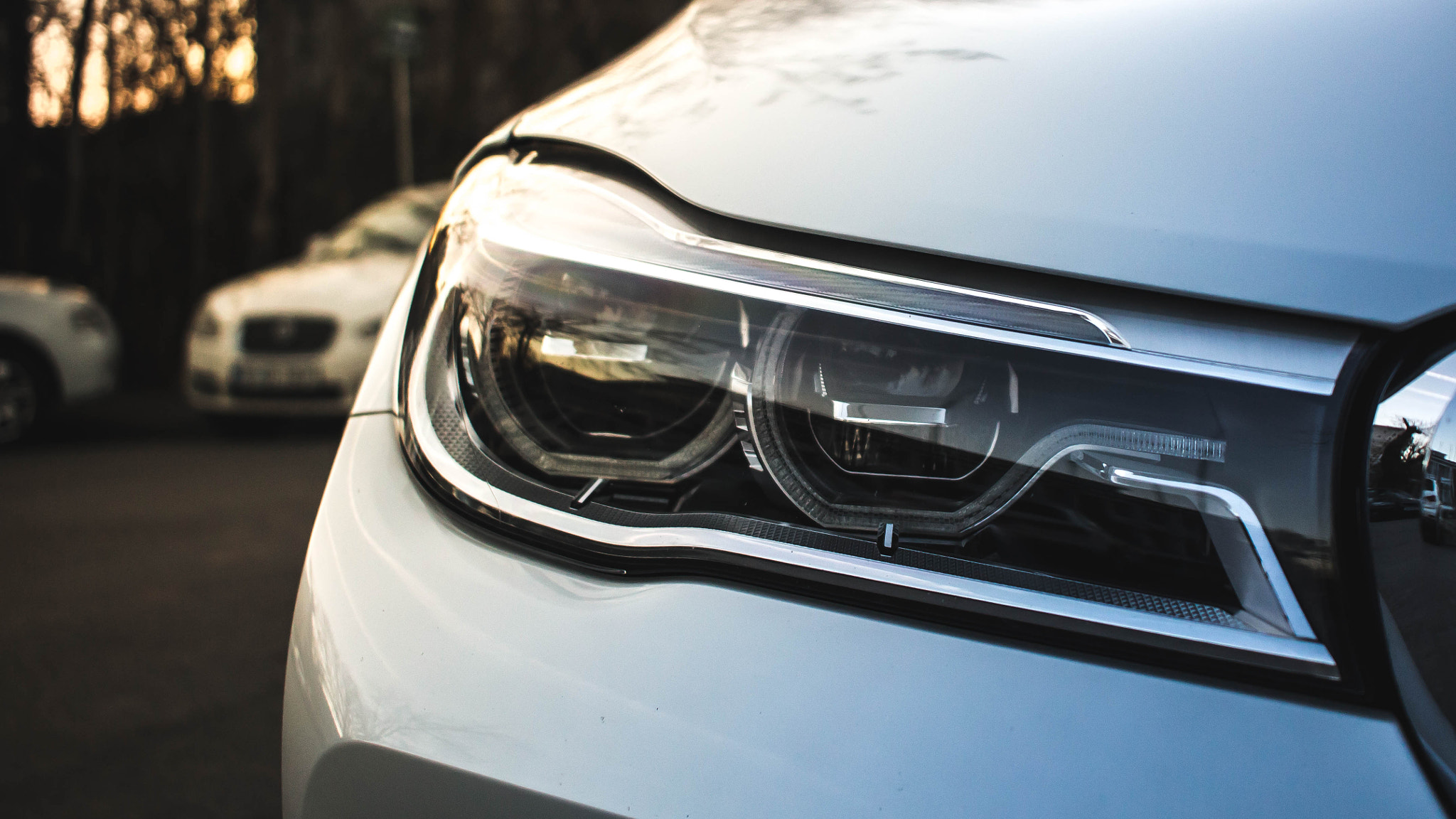 Canon EF-S 24mm F2.8 STM sample photo. Bmw 7 series photography