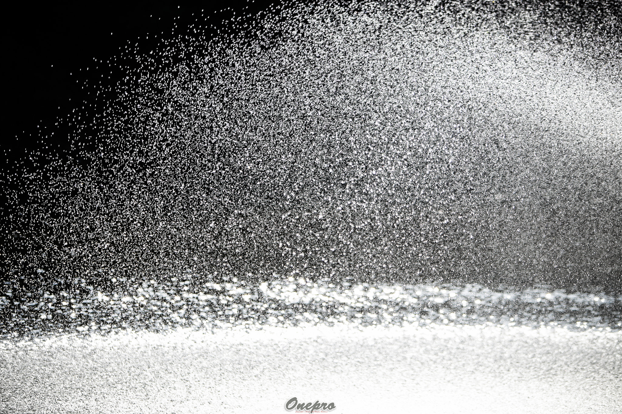 Canon EF 70-200mm F2.8L IS USM sample photo. Onepro - 물방울 (water drop) photography