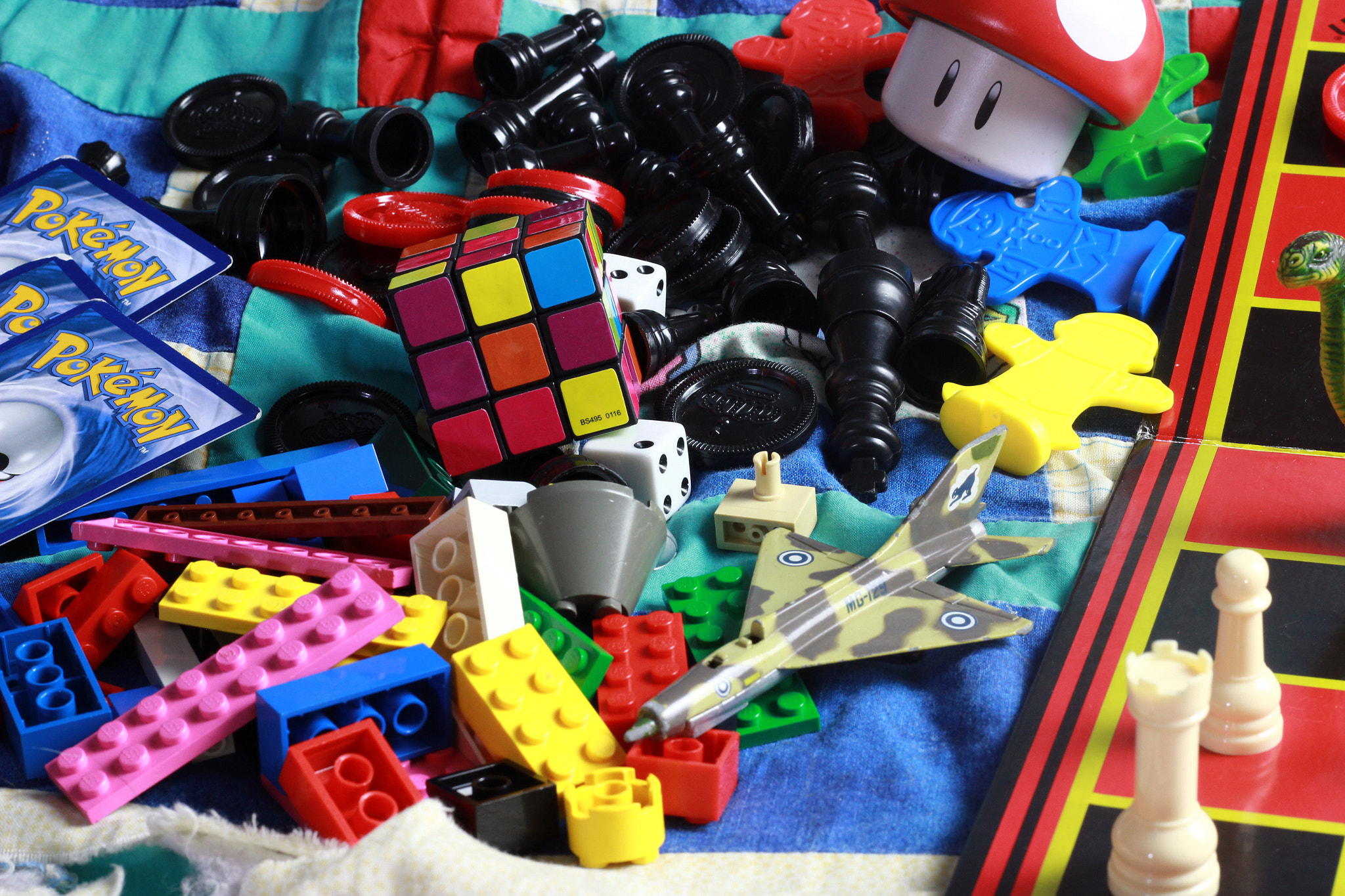Canon EOS 600D (Rebel EOS T3i / EOS Kiss X5) sample photo. Childhood toys photography