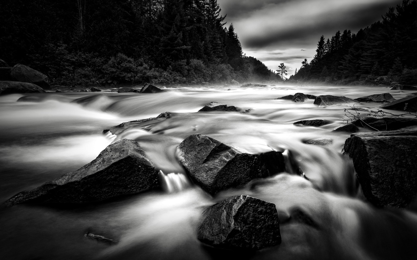 Fujifilm X-T1 + Fujifilm XF 14mm F2.8 R sample photo. Ouareau river, quebec, canada photography