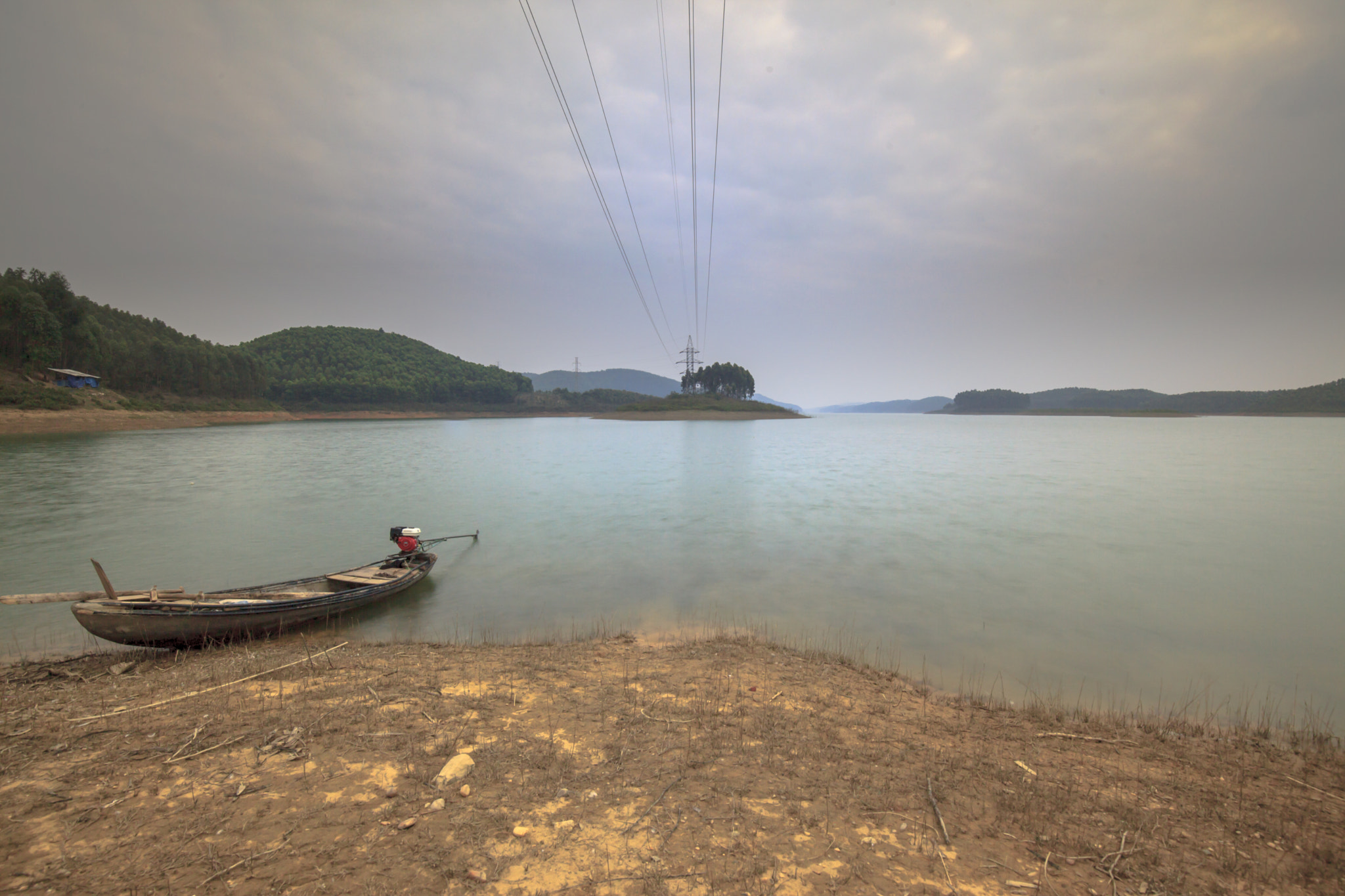 Canon EF 16-35mm F4L IS USM sample photo. Thac ba lake photography