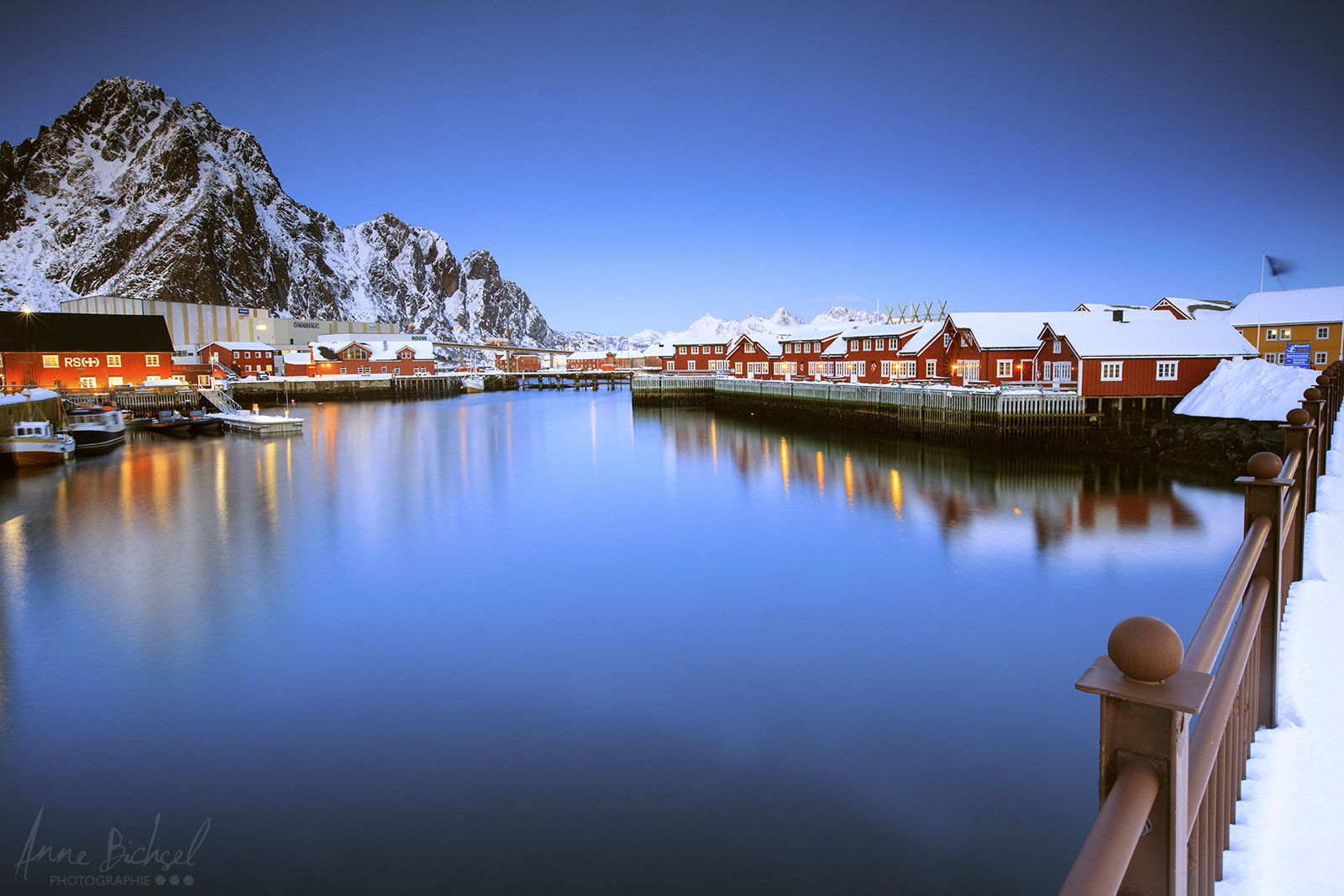 Canon EF 16-35mm F2.8L II USM sample photo. Svolvaer photography