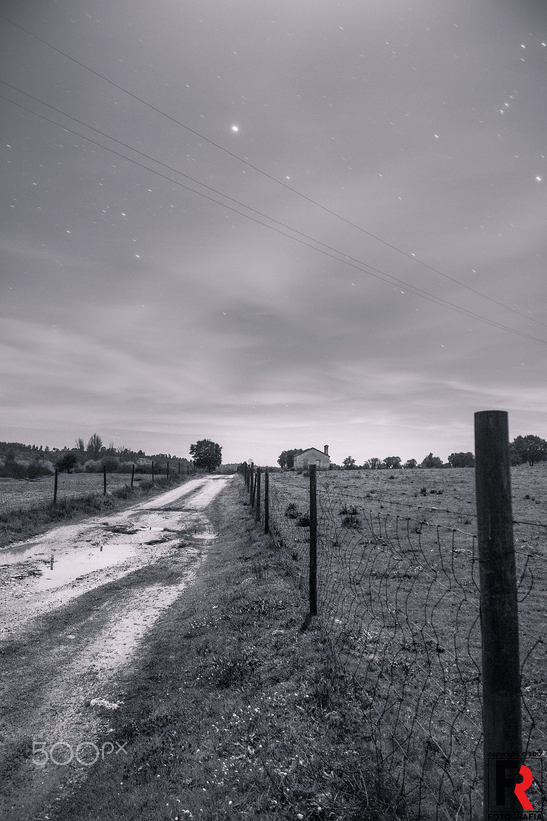 Canon EF-S 18-55mm F3.5-5.6 III sample photo. Moonlight photography