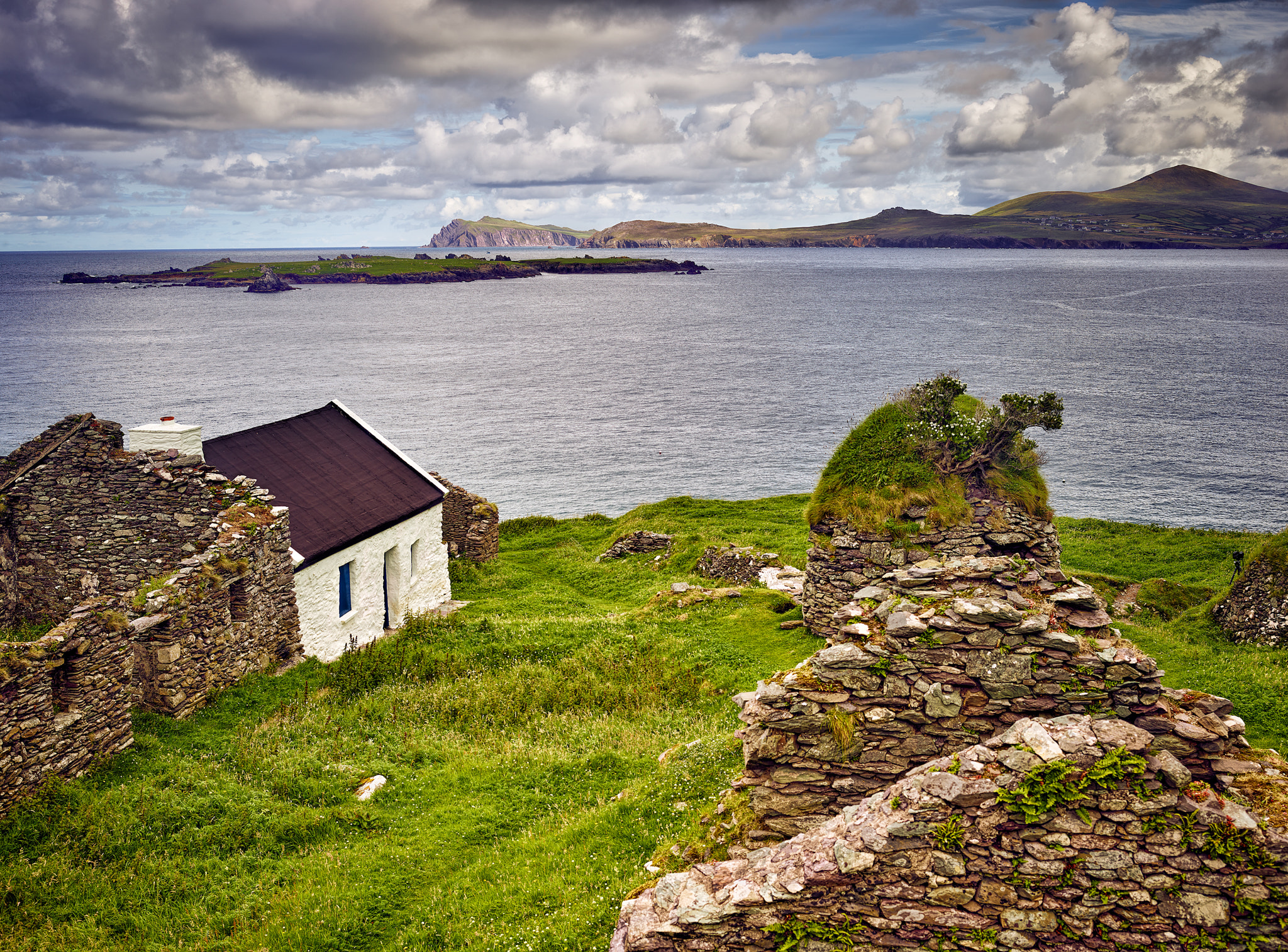 Phase One IQ3 100MP + Schneider Kreuznach LS 55mm f/2.8 sample photo. Great blasket island sm photography