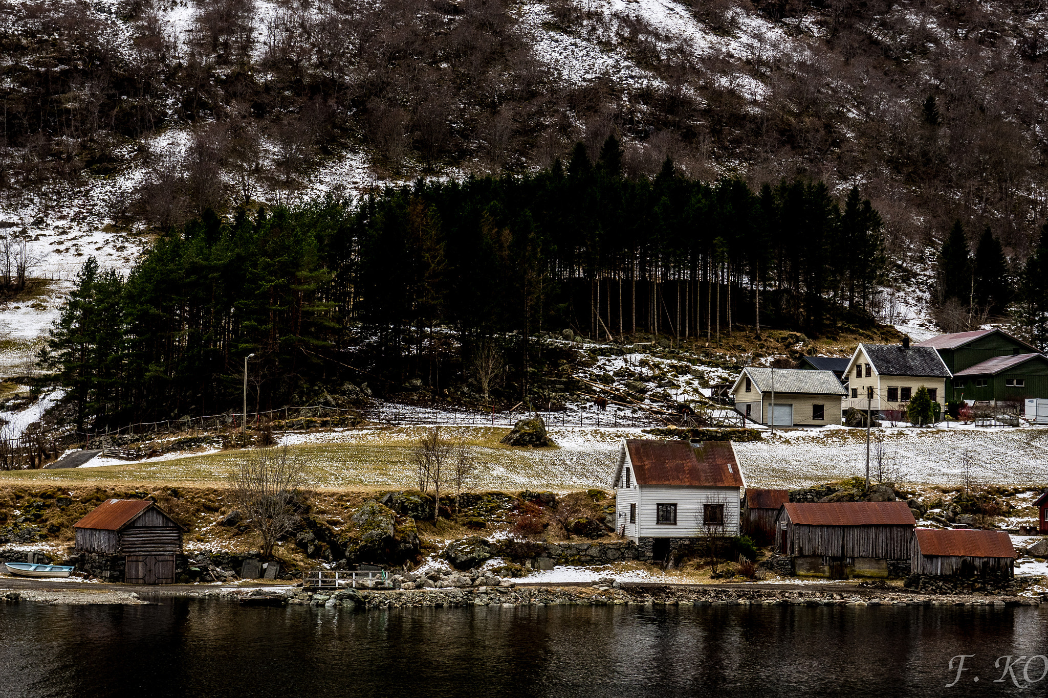 Olympus OM-D E-M5 II sample photo. Comfortable photography