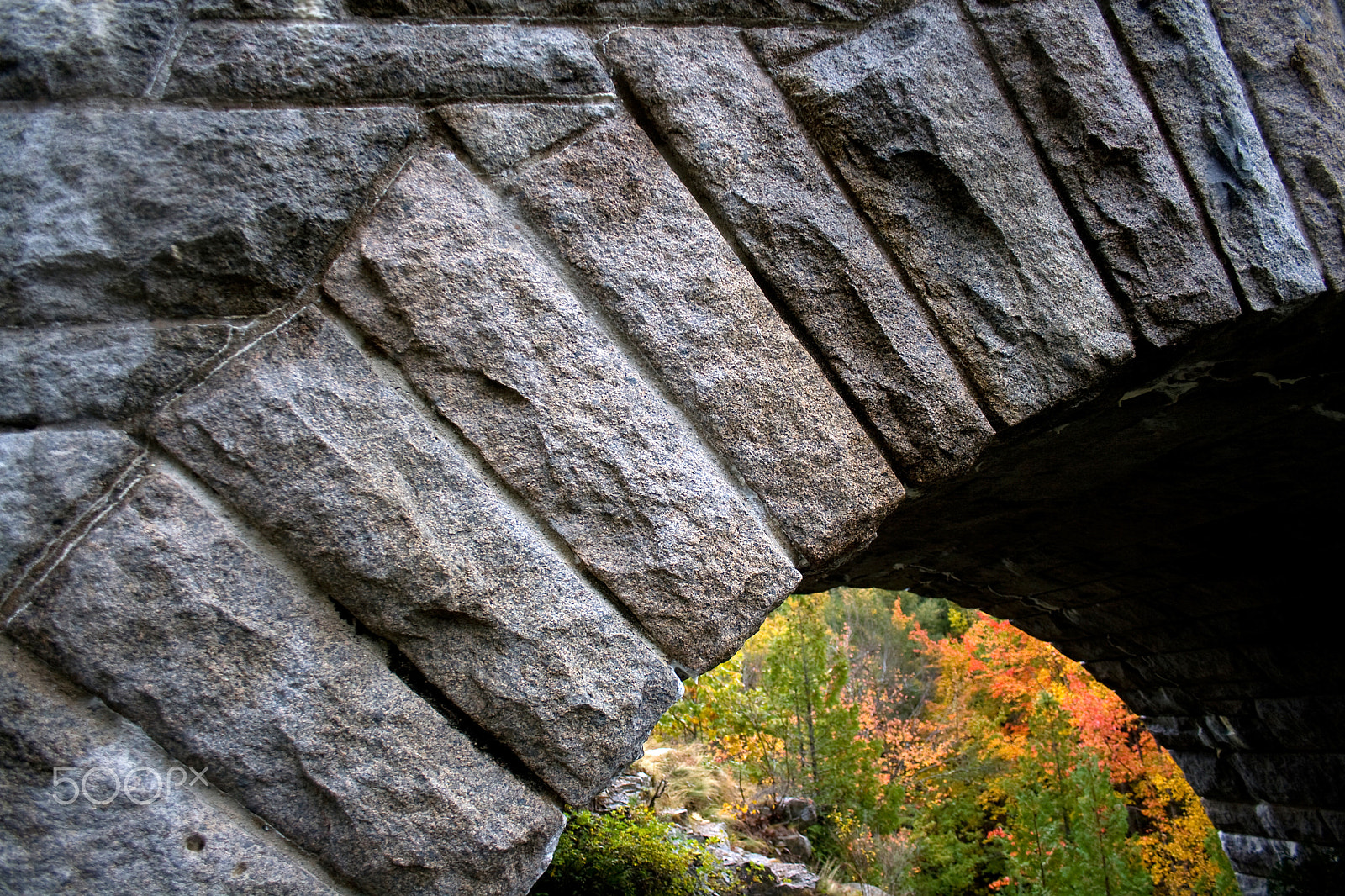 Canon EOS 400D (EOS Digital Rebel XTi / EOS Kiss Digital X) sample photo. Detail of arched stone bridge at acadia national park photography