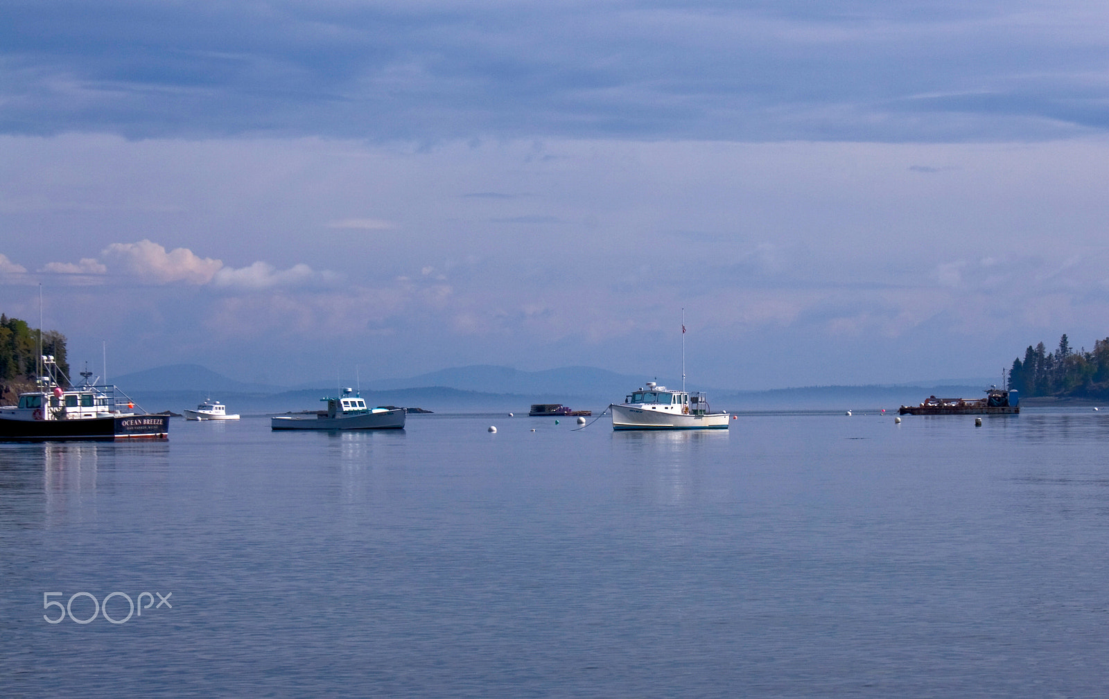 Canon EOS 400D (EOS Digital Rebel XTi / EOS Kiss Digital X) sample photo. Boats on ocean at bar harbor maine photography
