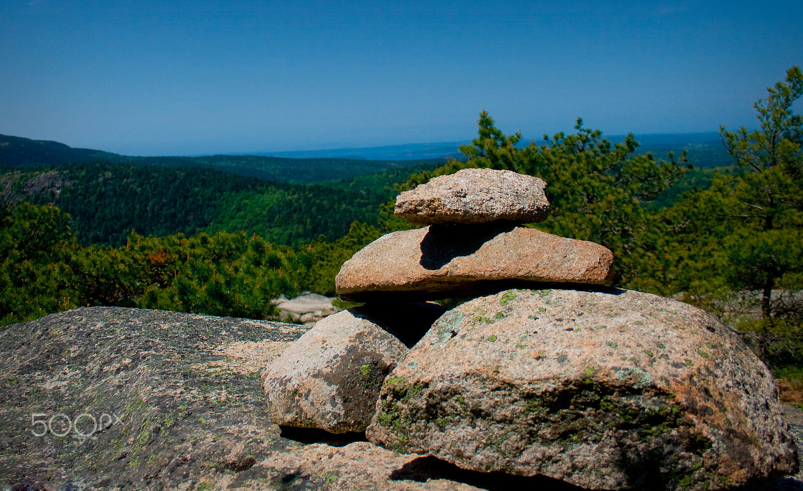 Canon EOS 400D (EOS Digital Rebel XTi / EOS Kiss Digital X) sample photo. Stone cairn on mountain in acadia national park photography