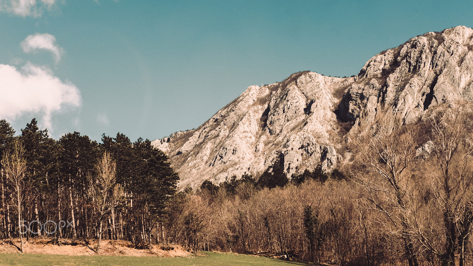 Fujifilm X-Pro2 + Fujifilm XF 35mm F2 R WR sample photo. Mountain of nanos photography