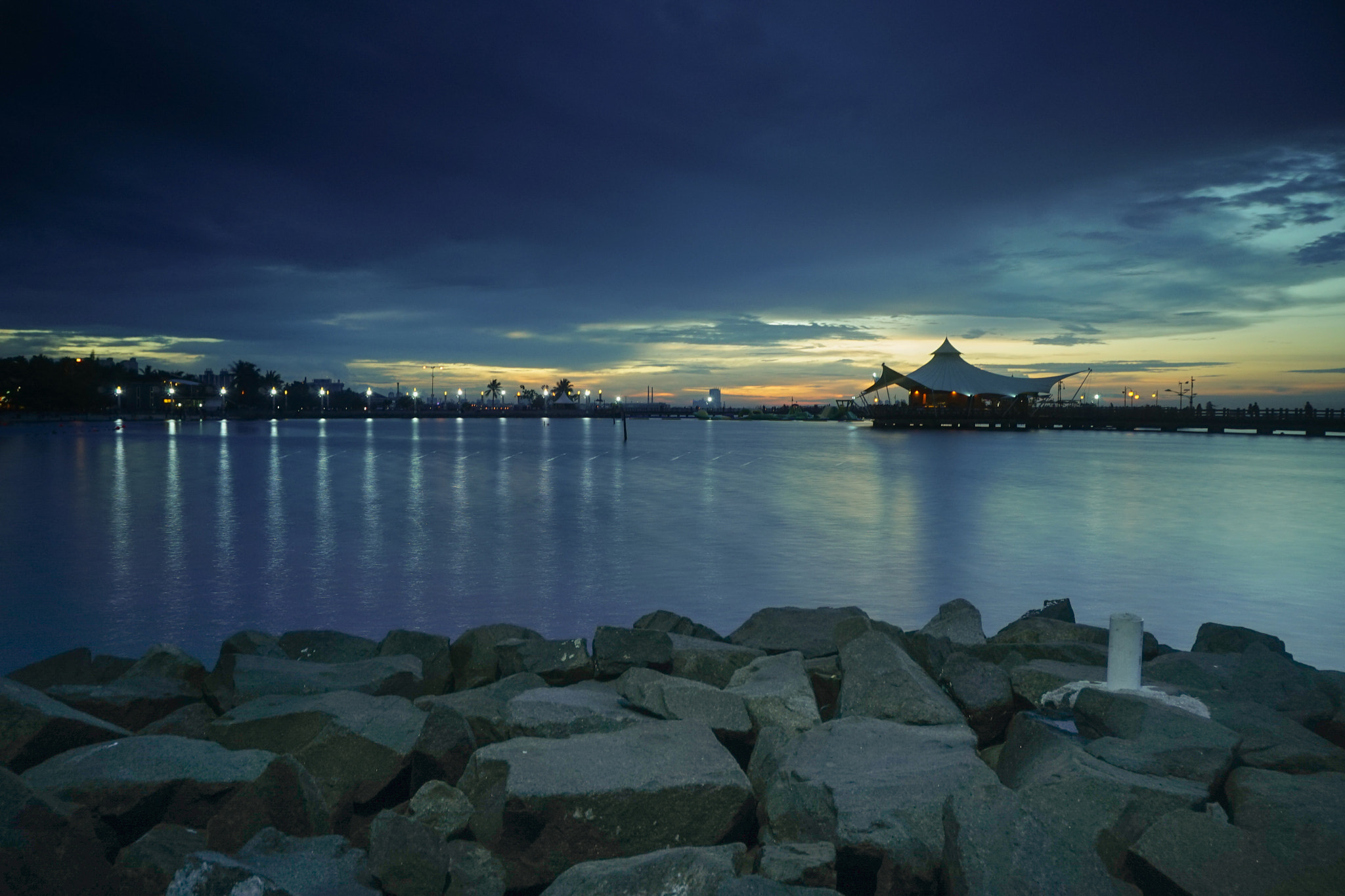 Sony E 16-50mm F3.5-5.6 PZ OSS sample photo