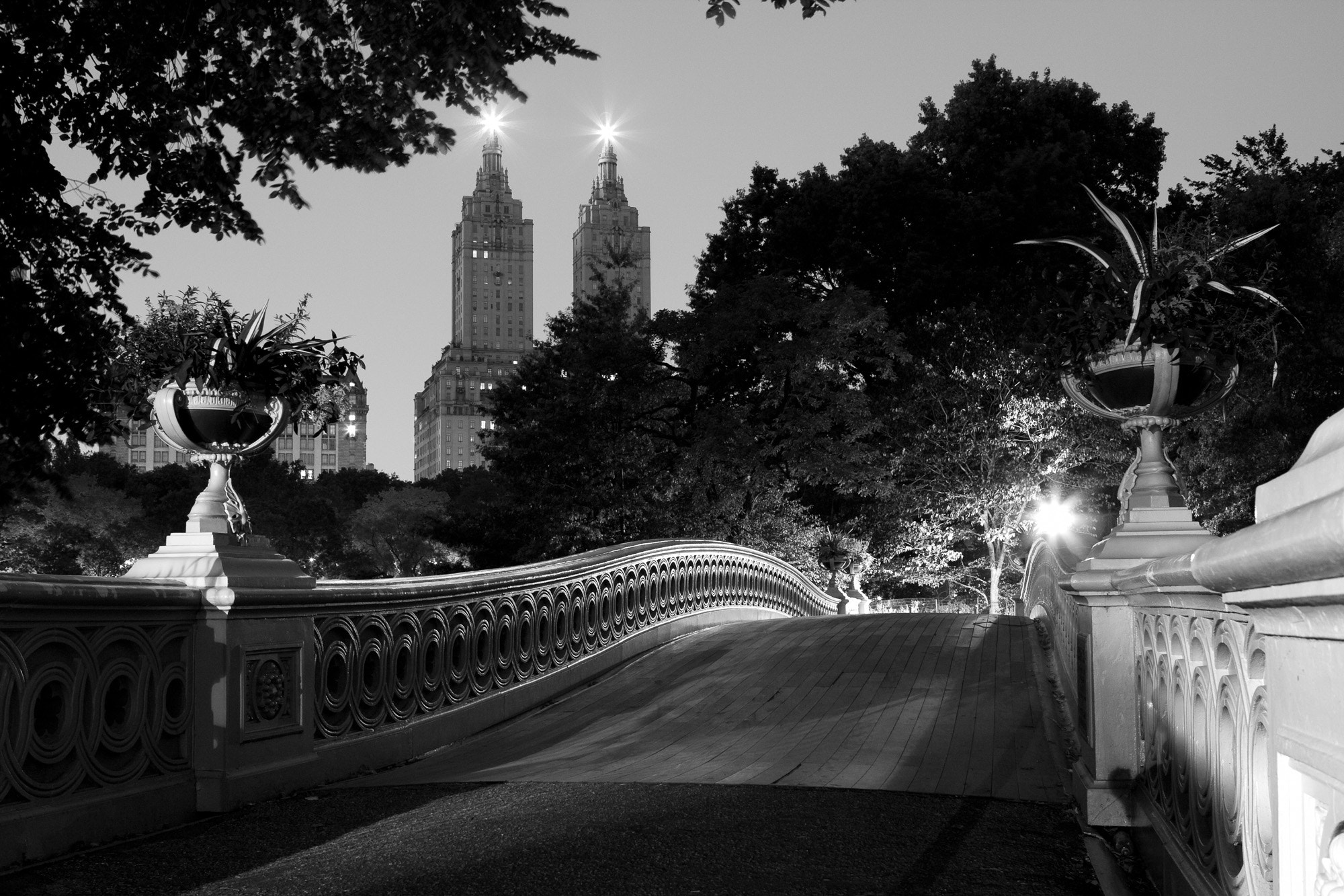 Canon EOS 40D + Canon EF 24-70mm F2.8L USM sample photo. Bow bridge at dusk, central park, new york photography