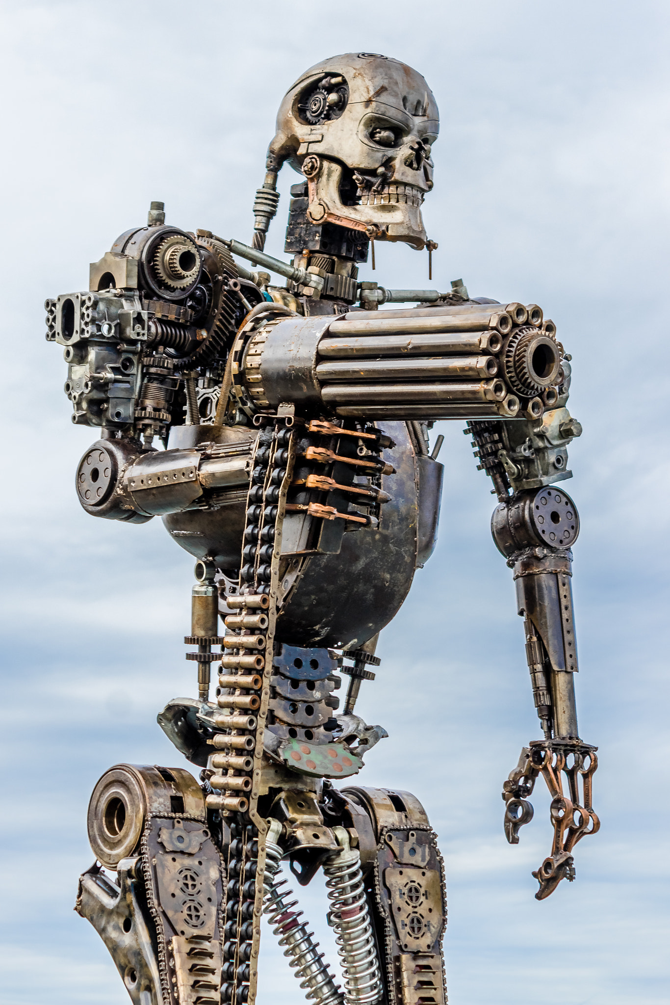 Canon EF-S 18-55mm F3.5-5.6 III sample photo. Terminator sculpture photography