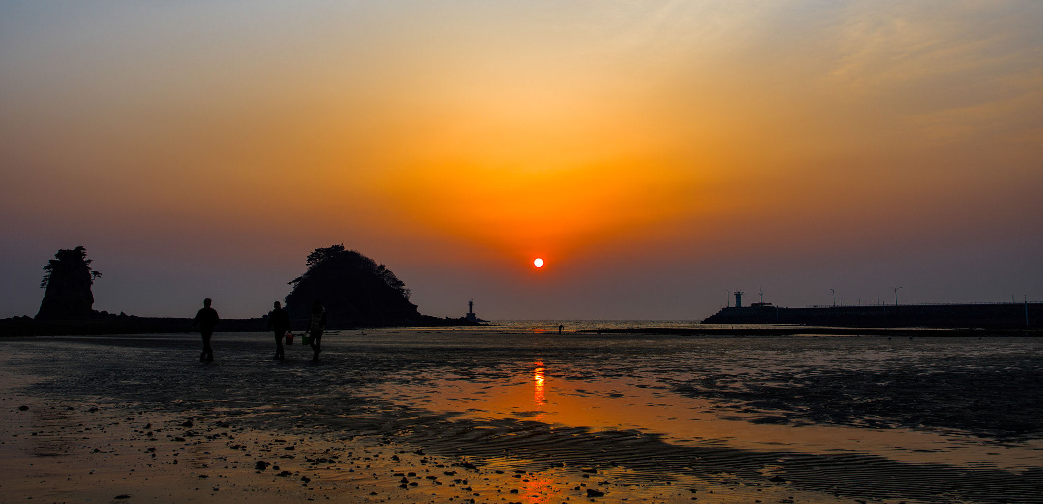 HC 35 sample photo. Quiet beach photography