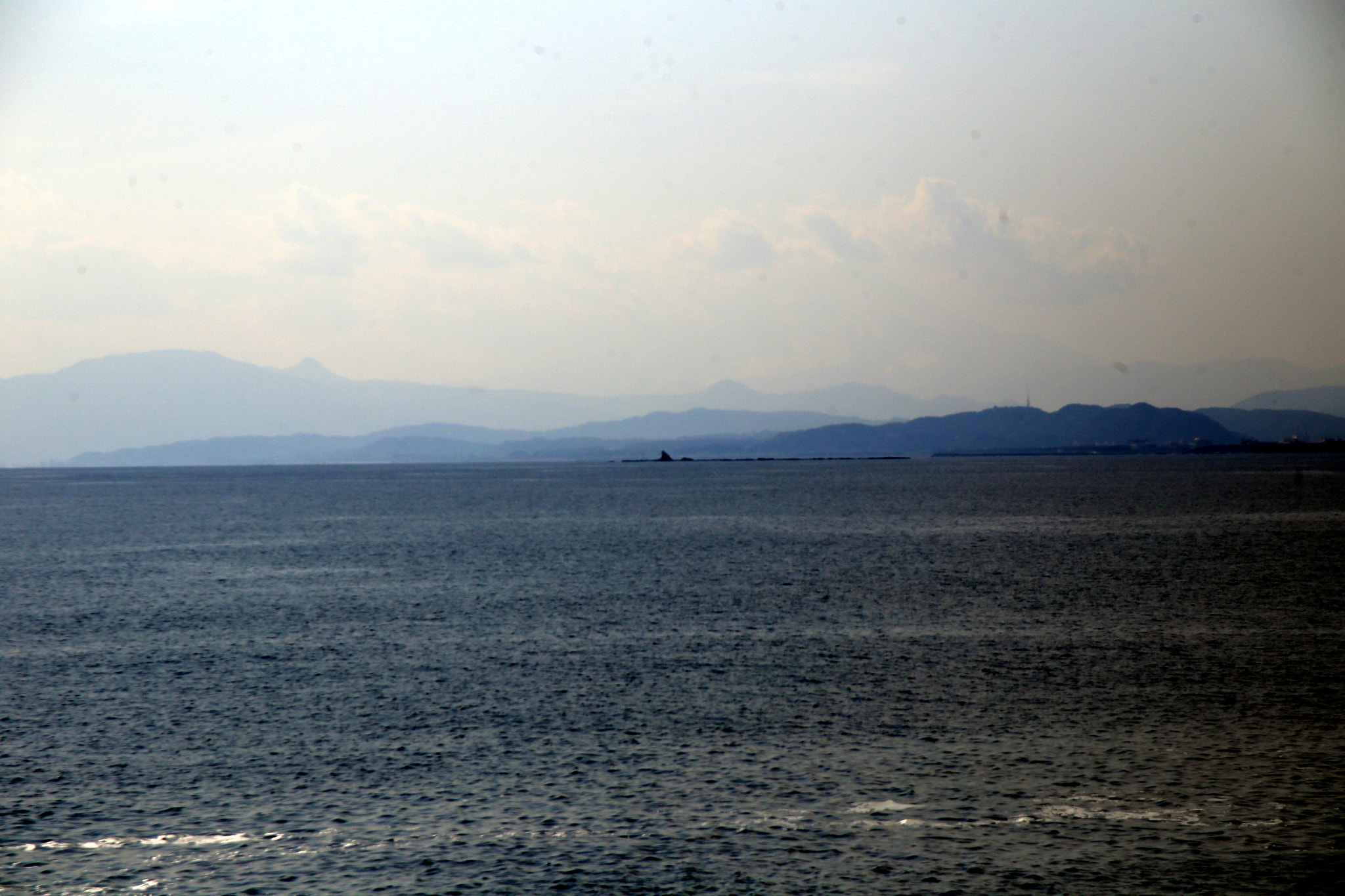 Canon EF 28-105mm f/3.5-4.5 USM sample photo. Old style ocean photography