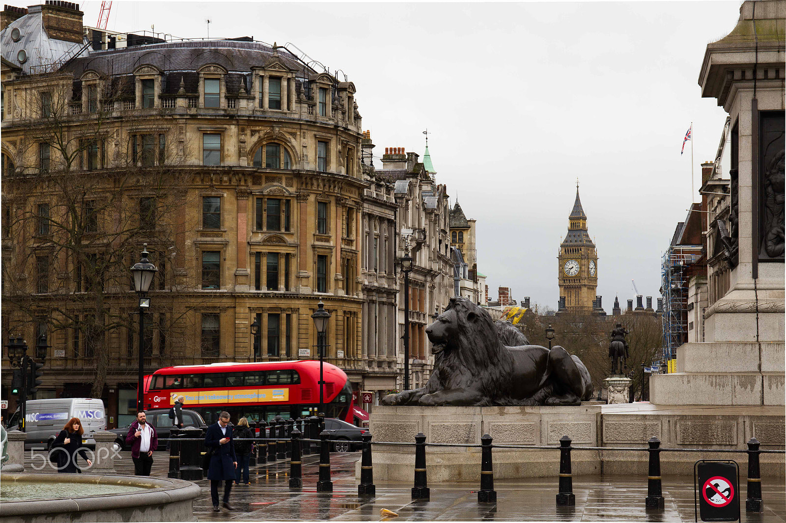 Canon EF 24-70mm F4L IS USM sample photo. Love this city photography