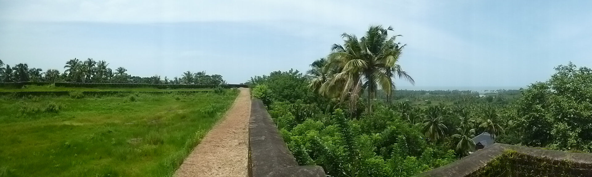 Panasonic DMC-S2 sample photo. Bakel fort in green background photography