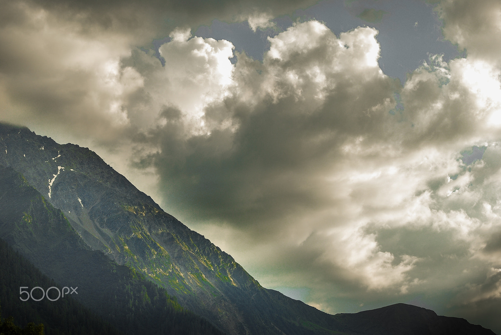 Nikon D60 sample photo. Cloudy sunset photography