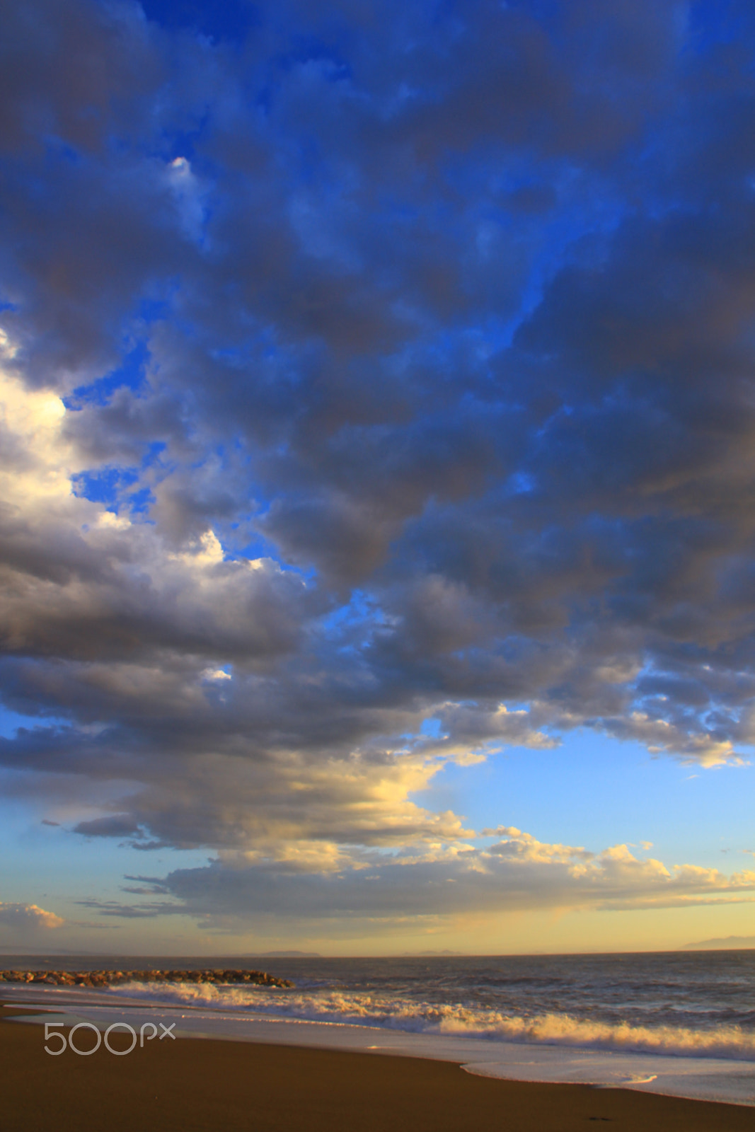 Canon EOS 60D sample photo. Clouds over the sea photography