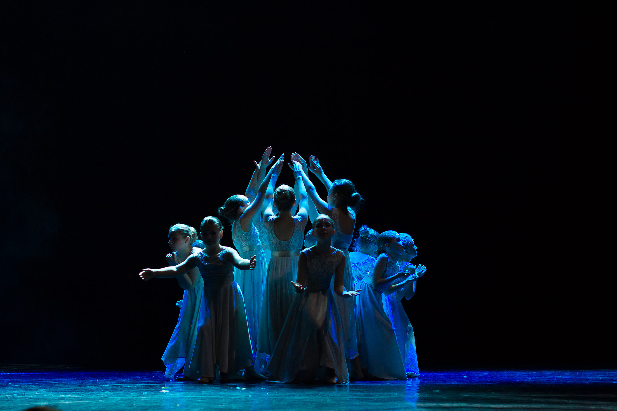 Sigma 50mm F1.4 EX DG HSM sample photo. Dance "tenderness" photography